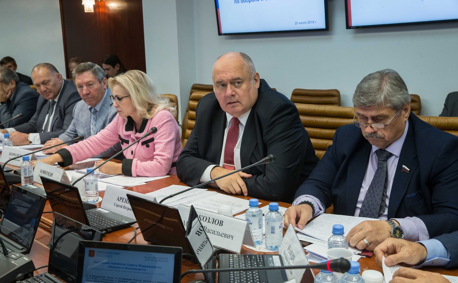 Заседание Комитета Совета Федерации по обороне и безопасности
