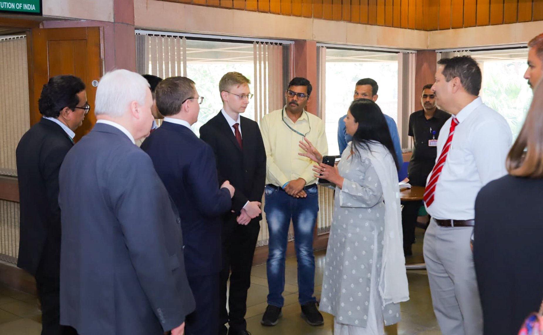 Первый заместитель Председателя Совета Федерации Владимир Якушев в рамках рабочего визита в Республику Индия провел ряд двусторонних встреч