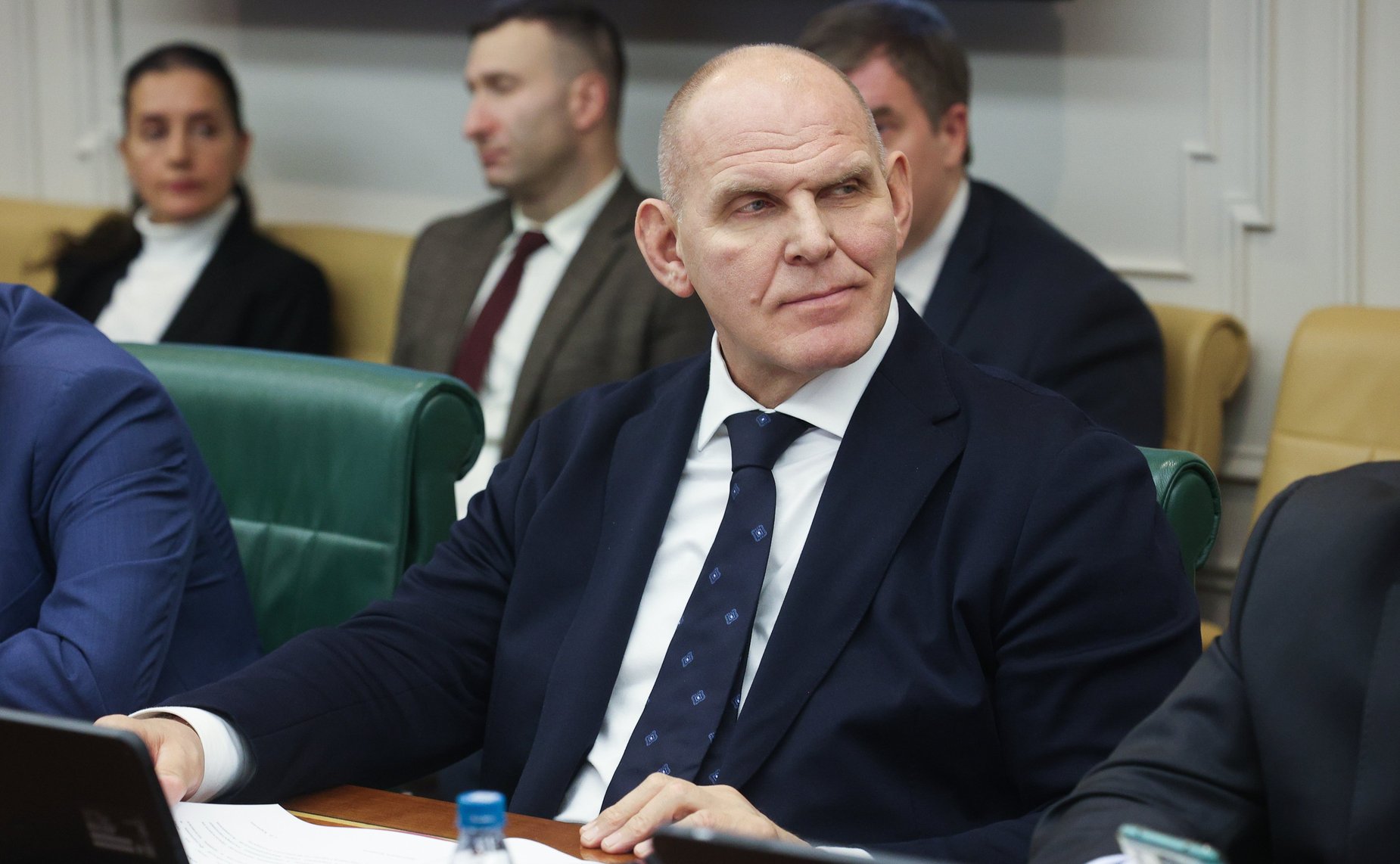 Александр Карелин