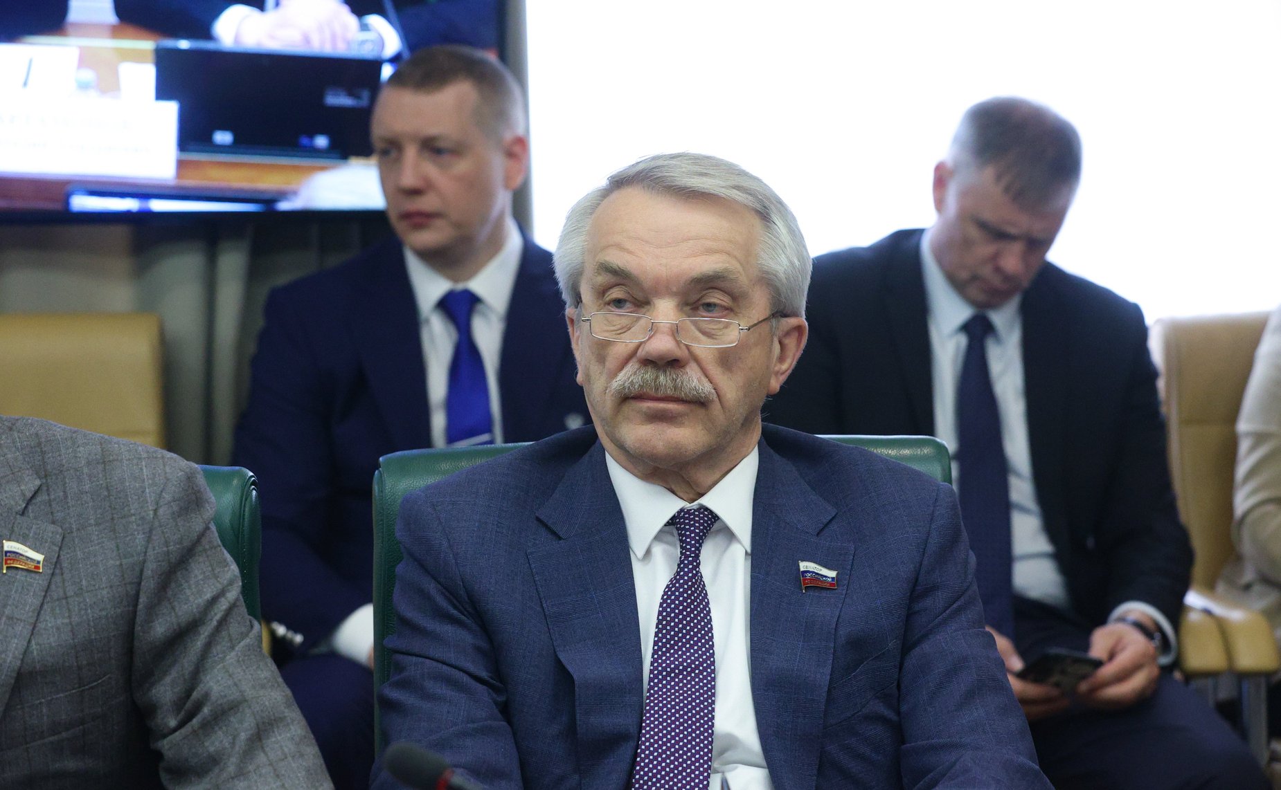 Евгений Савченко