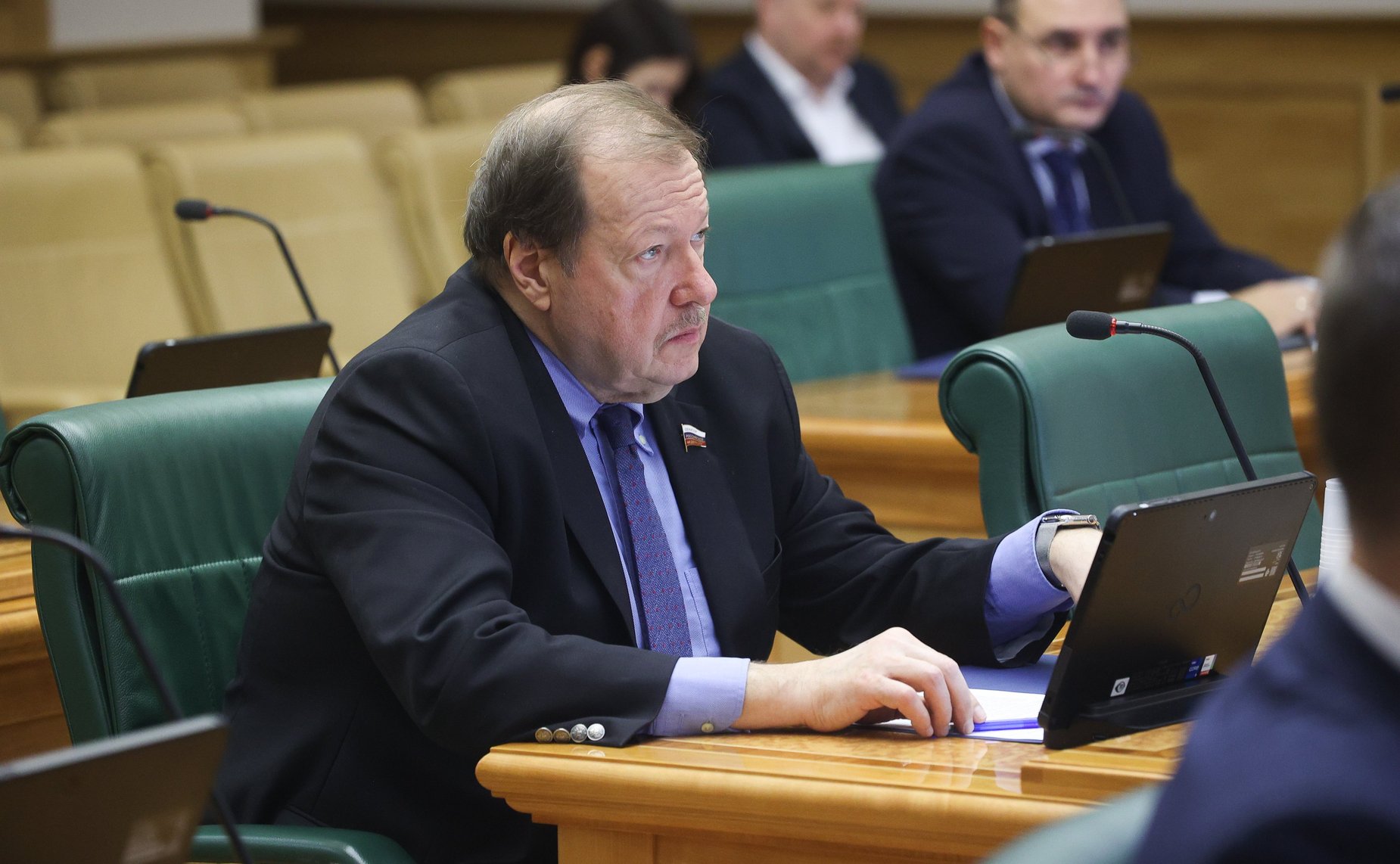 Александр Русаков