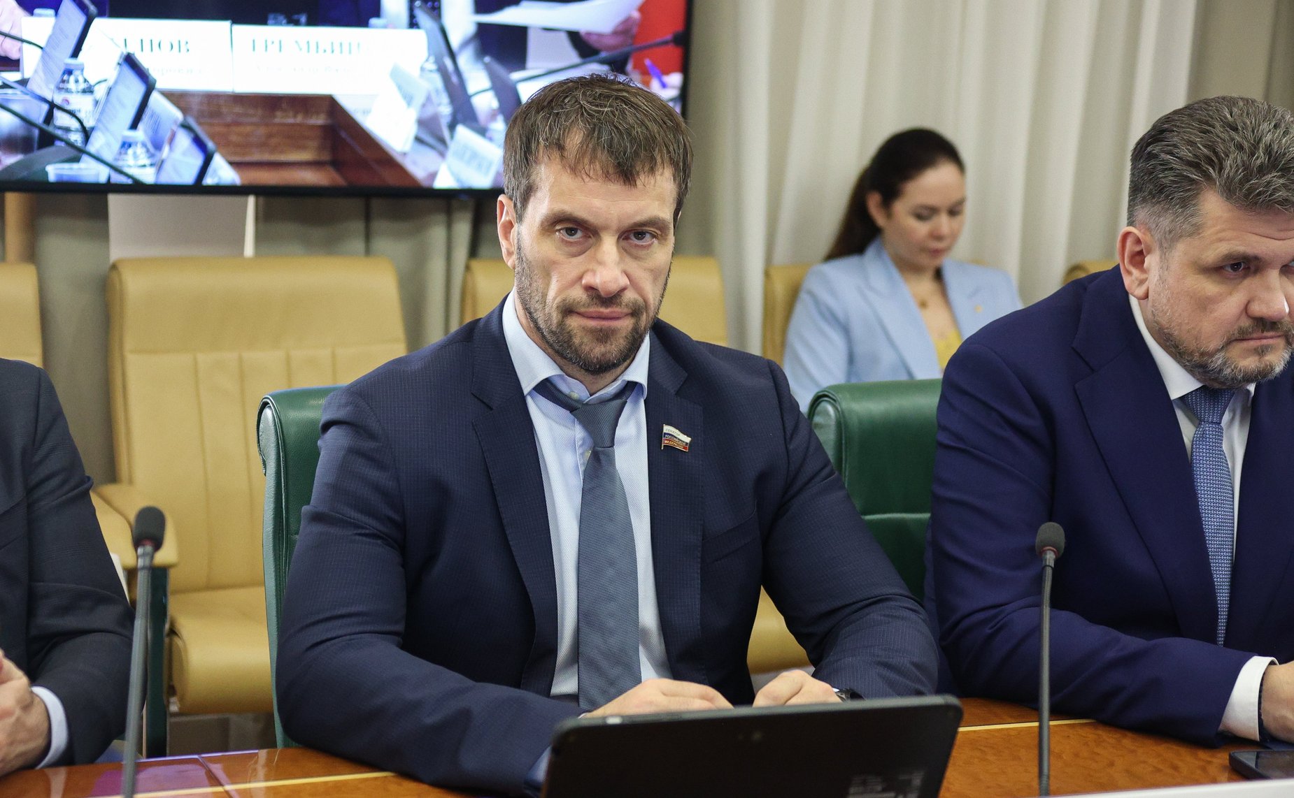 Эдуард Исаков