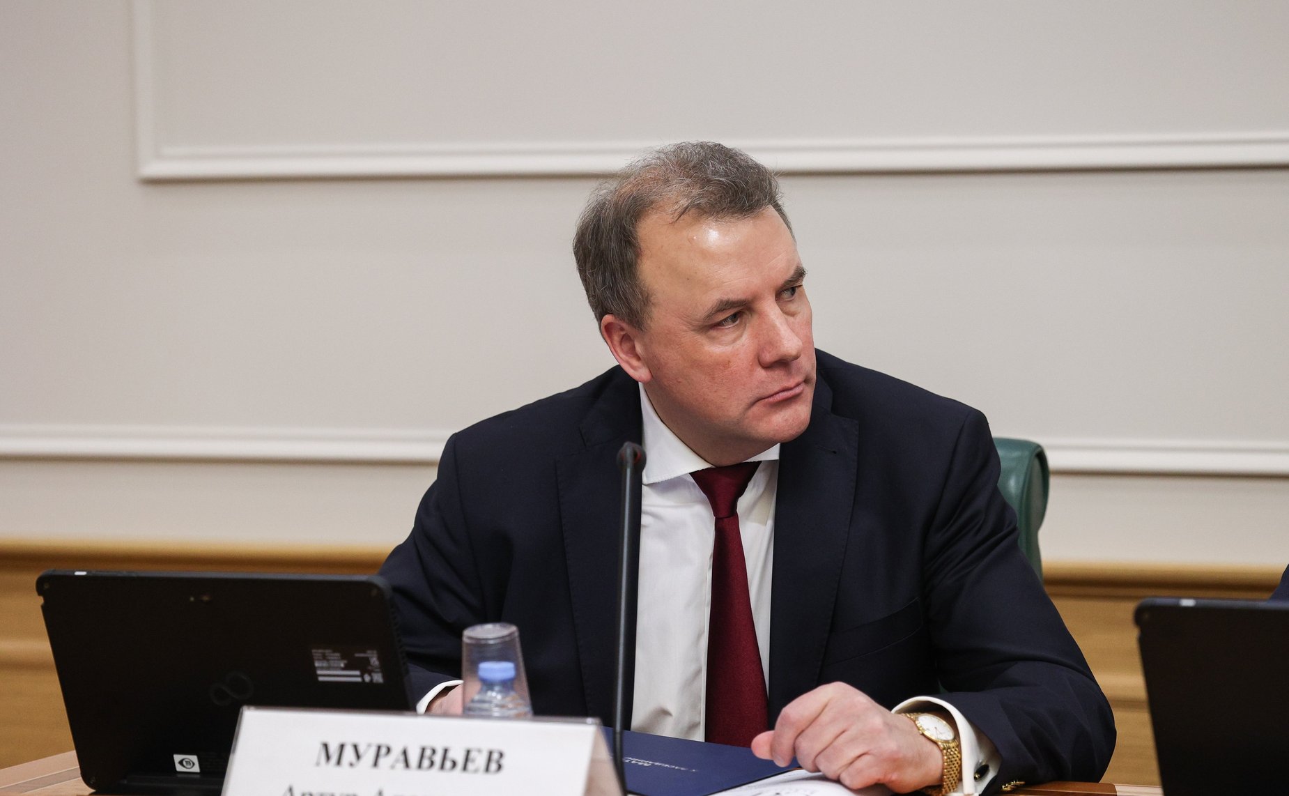 Артур Муравьев