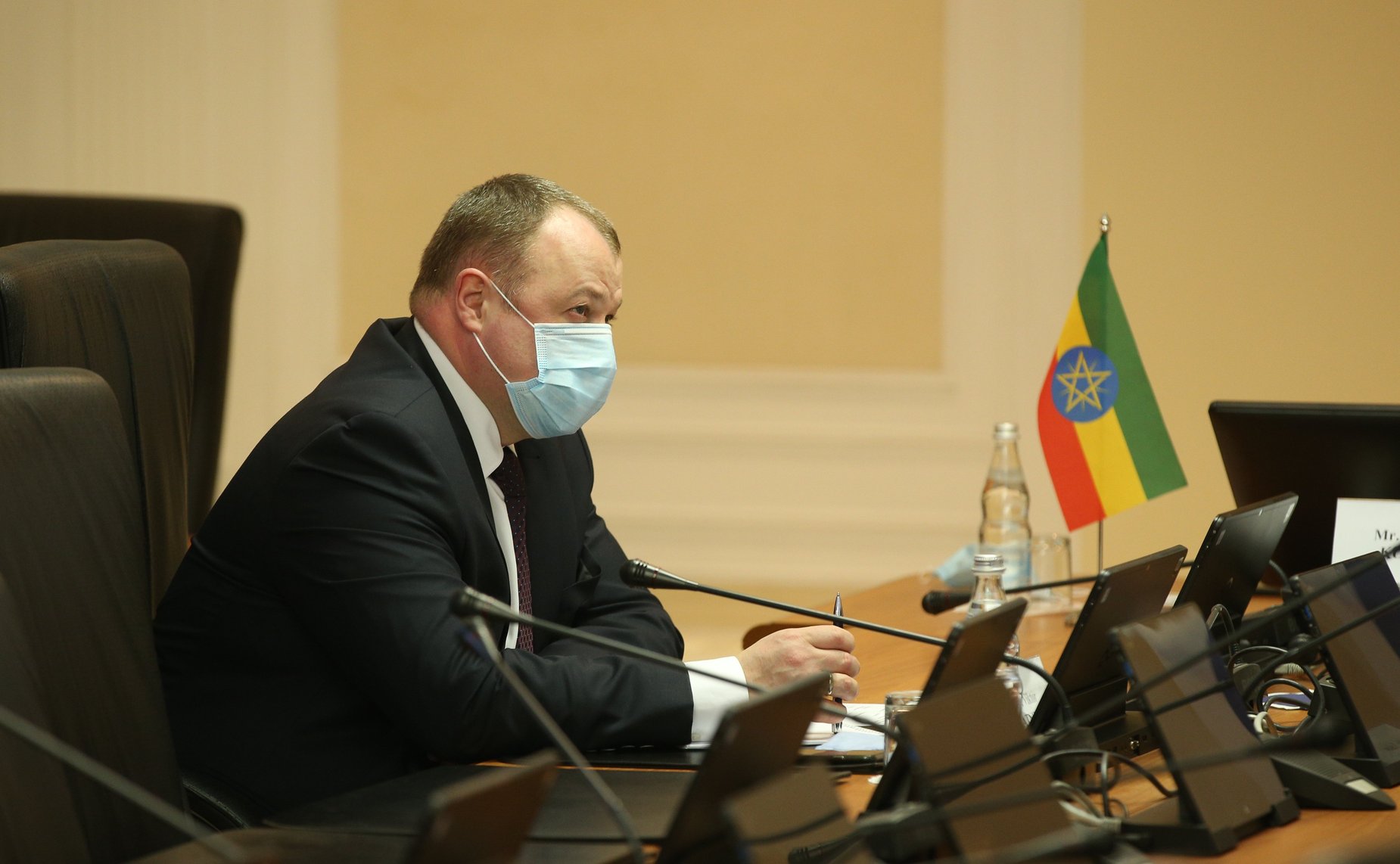 Встреча Константина Косачева с Чрезвычайным и Полномочным Послом Федеративной Демократической Республики Эфиопия в Российской Федерации Алемайеху Тегену