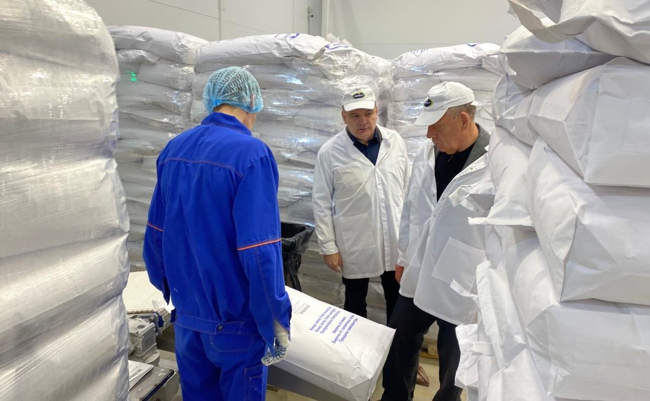 Сергей Митин посетил предприятие компании «Молвест» по производству и переработке молочных продуктов