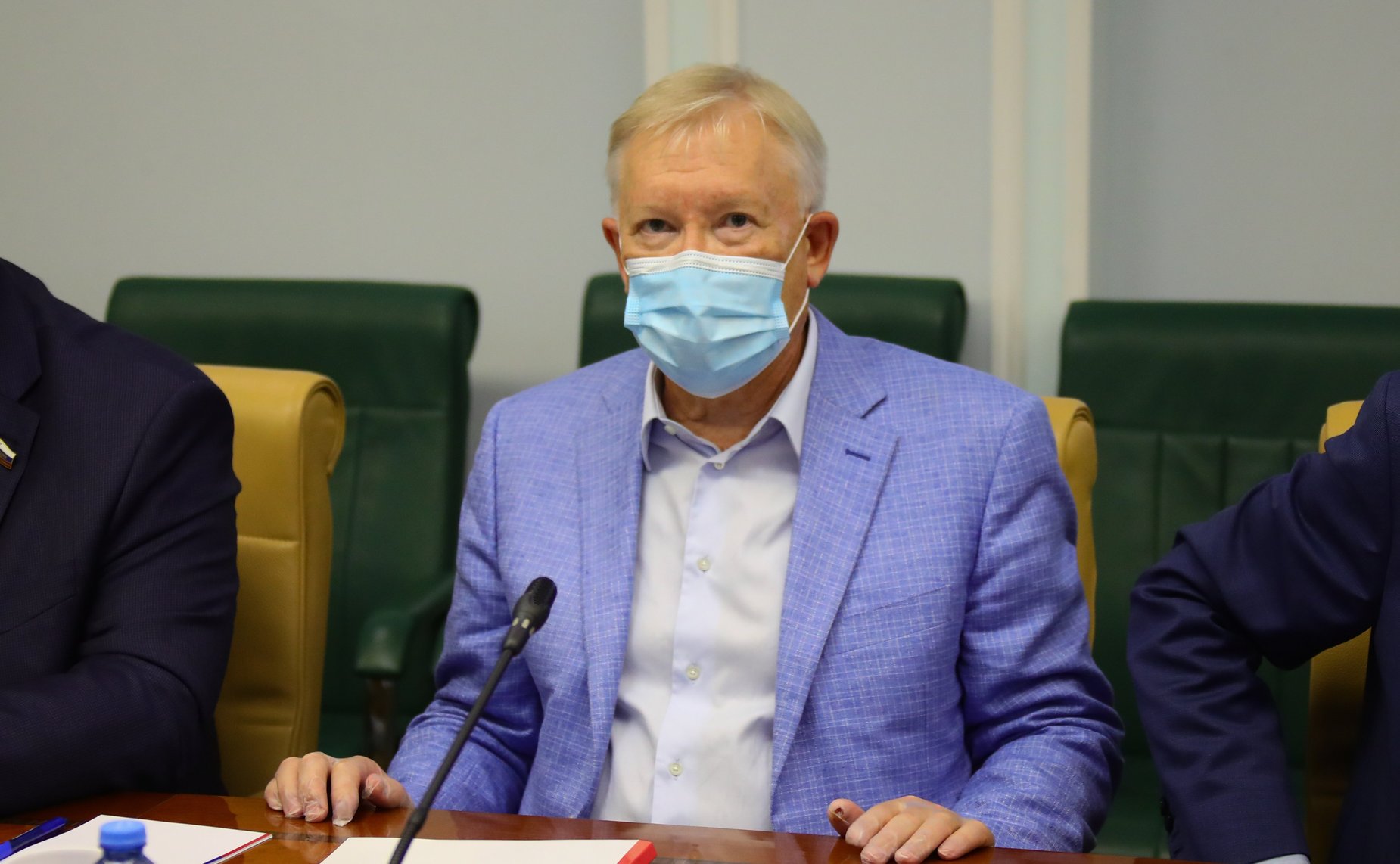 Олег Морозов