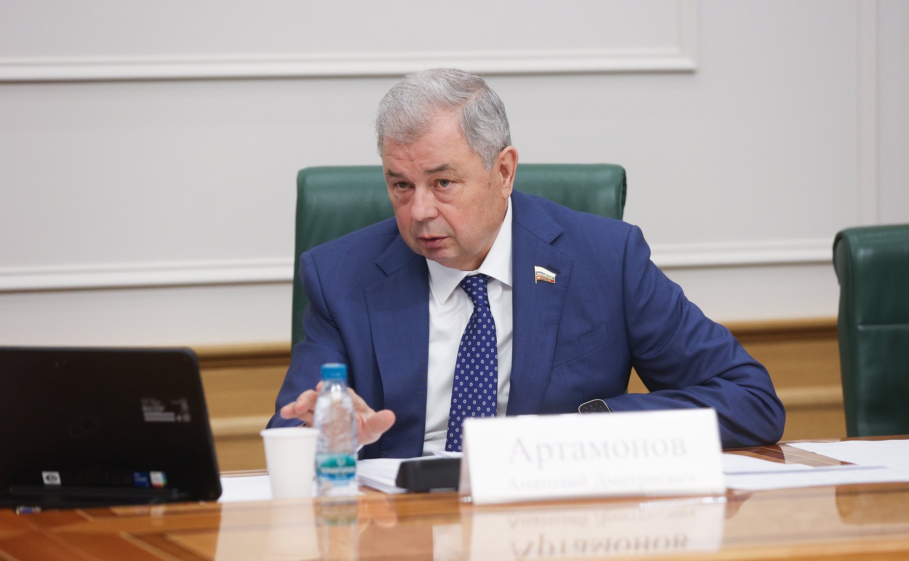 Анатолий Артамонов