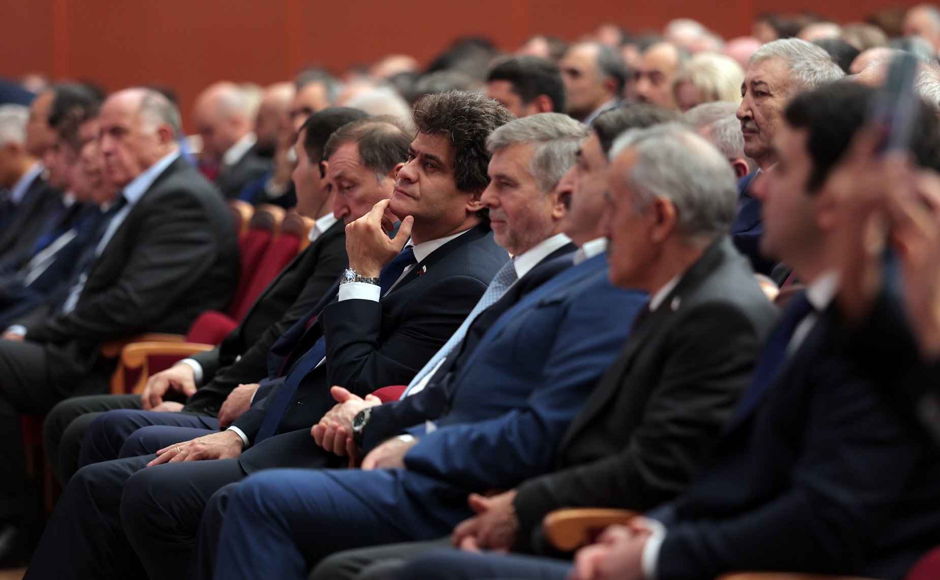 Пленарное заседание «Социально-экономические аспекты развития горных территорий». Принятие итоговой резолюции форума (Горный форум)