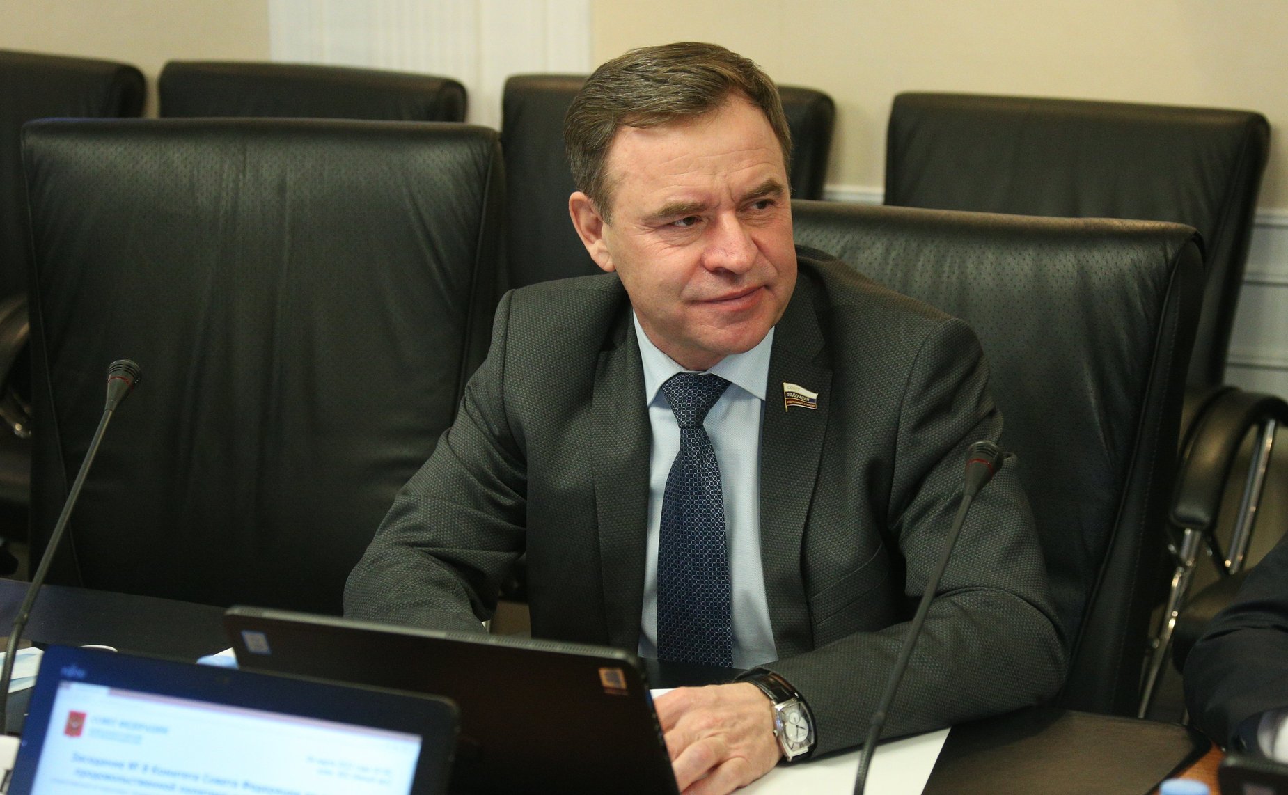 Виктор Новожилов