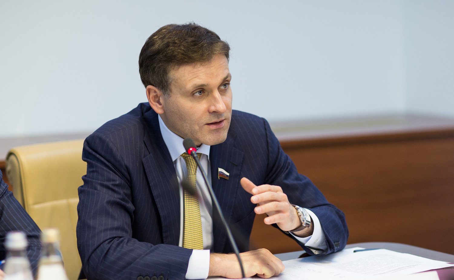 10-12 К. Цыбко провел рабочее совещание 8