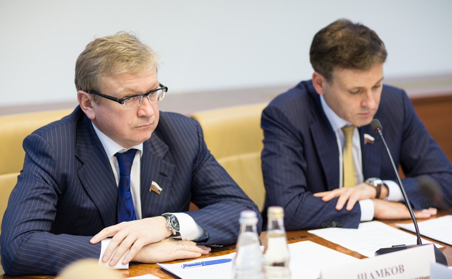 10-12 К. Цыбко провел рабочее совещание 5