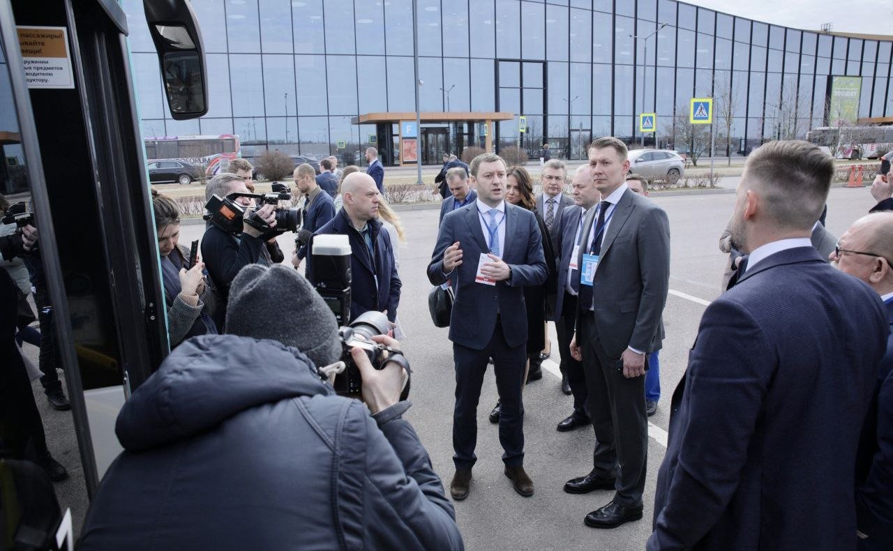 Сенаторы приняли участие в работе XXIII Международного форума «Экология большого города»