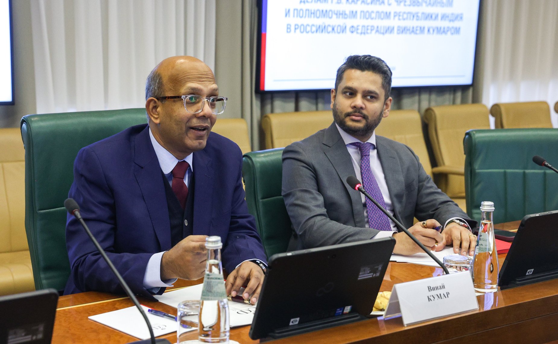 Встреча председателя Комитета СФ по международным делам Григория Карасина с Чрезвычайным и Полномочным Послом Республики Индия в РФ Винаем Кумаром