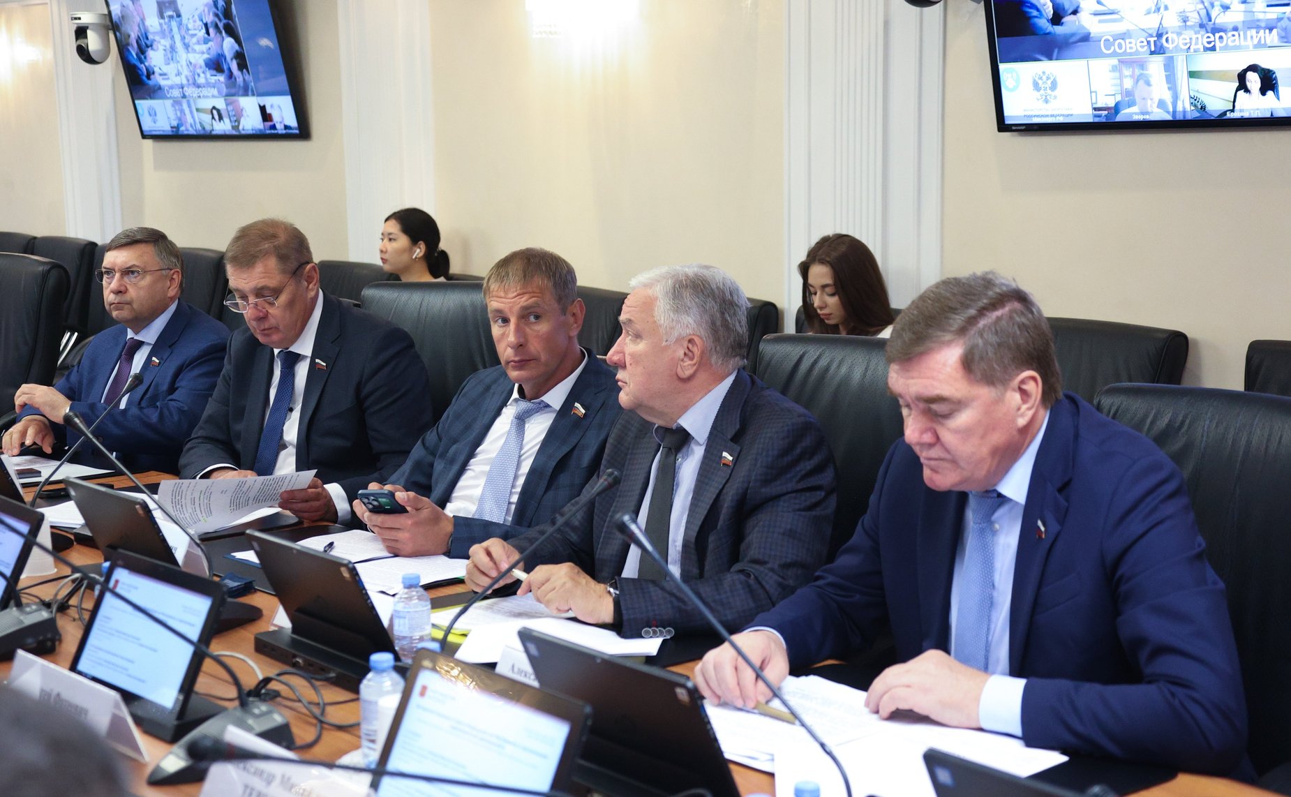 Заседание Комитета Совета Федерации по Регламенту и организации парламентской деятельности