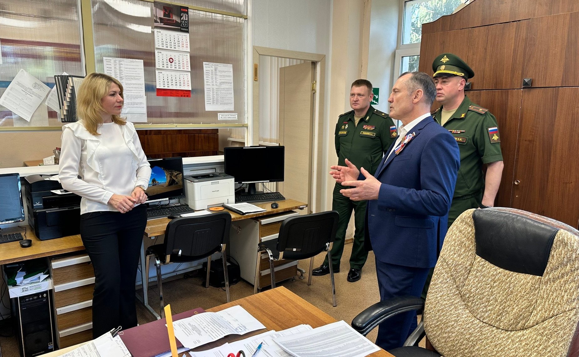 Игорь Мурог в рамках поездки в регион ознакомился с работой военных комиссариатов