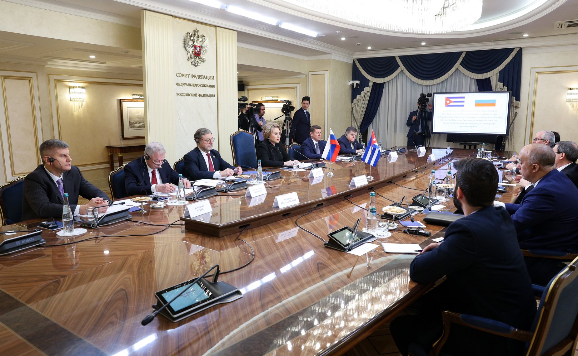 Встреча Председателя Совета Федерации Валентины Матвиенко со специальным представителем Президента Республики Куба, Министром иностранных дел Республики Куба Бруно Родригесом Паррильей