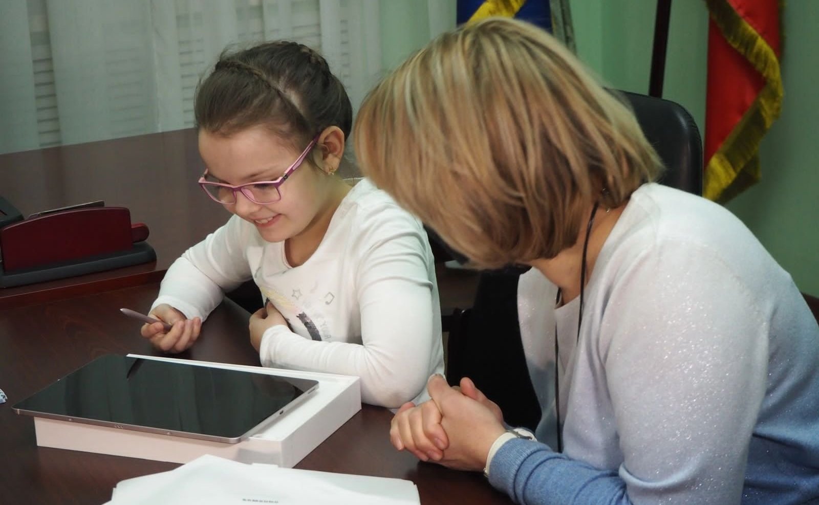 Николай Журавлев принял участие в ежегодной Всероссийской акции «Елка желаний» и осуществил новогодние мечты двух юных костромичек