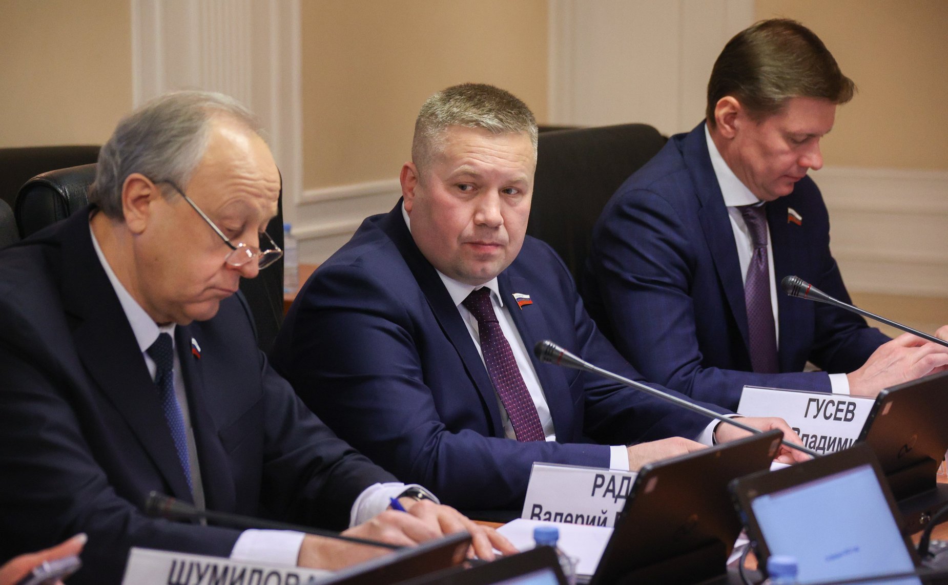 Круглый стол Комитета СФ по федеративному устройству, региональной политике, МСУ и делам Севера