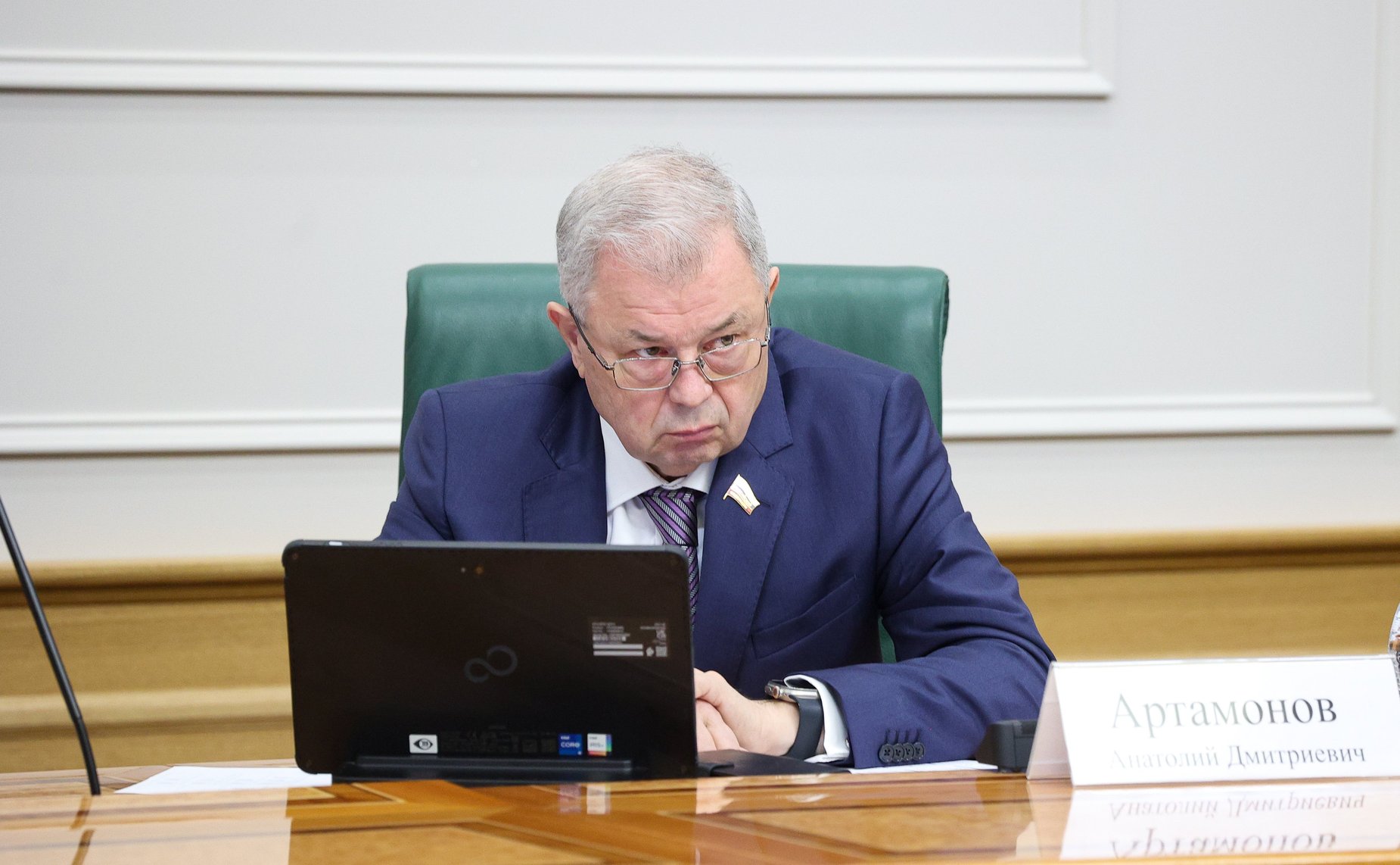 Анатолий Артамонов