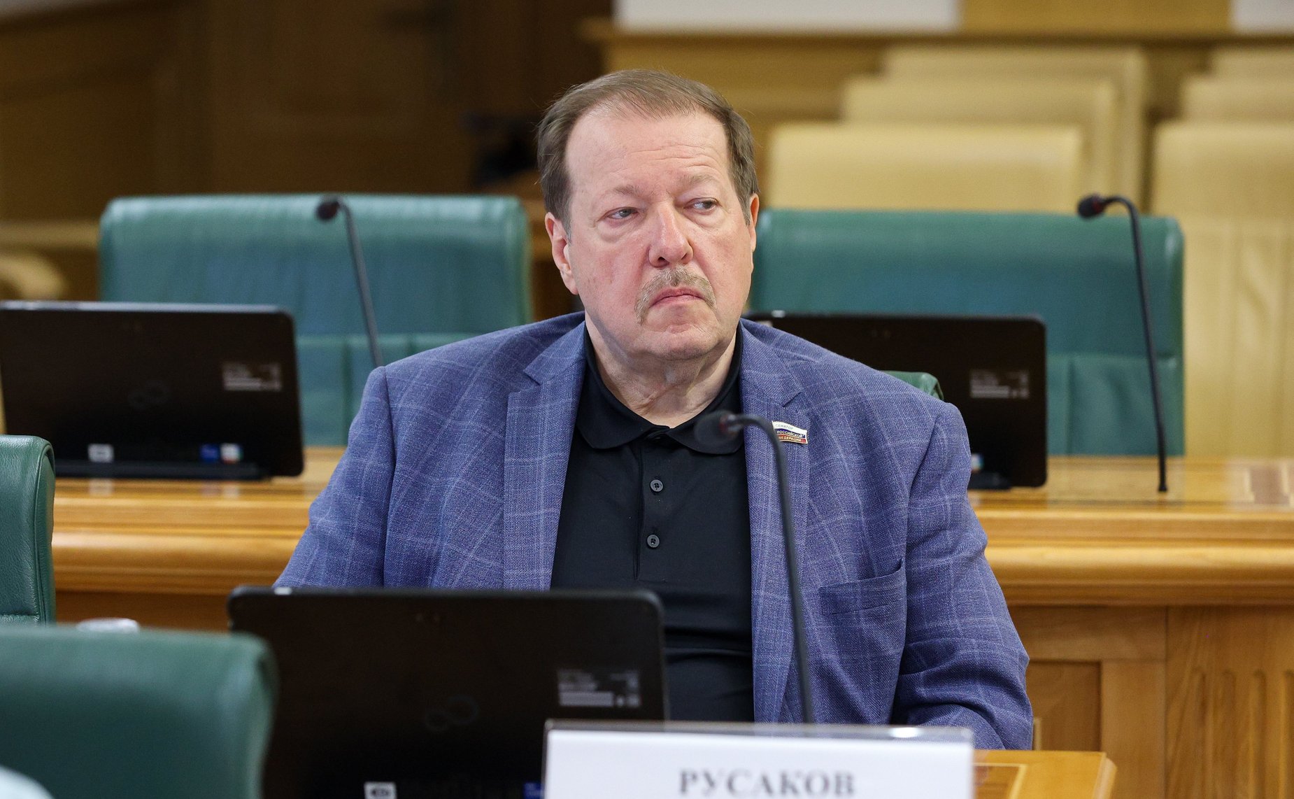 Александр Русаков