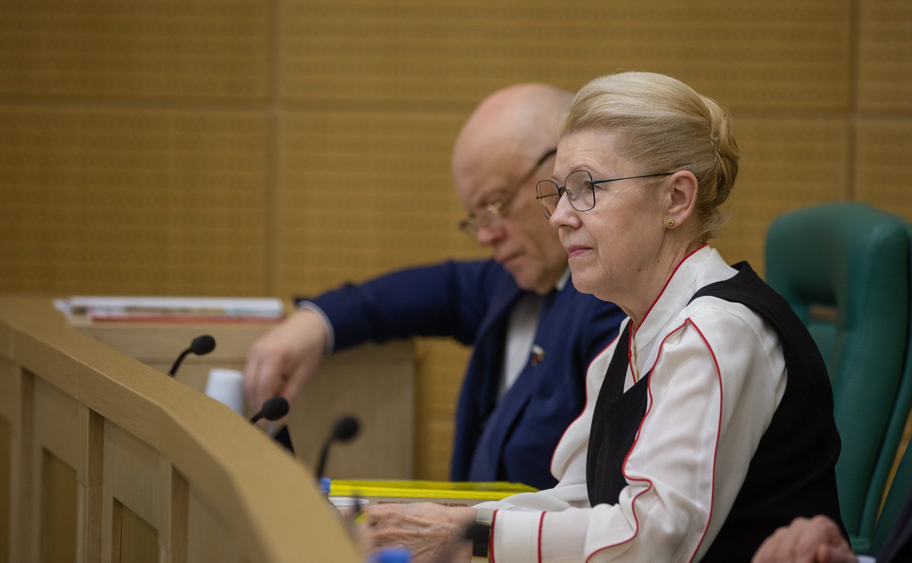 Елена Мизулина