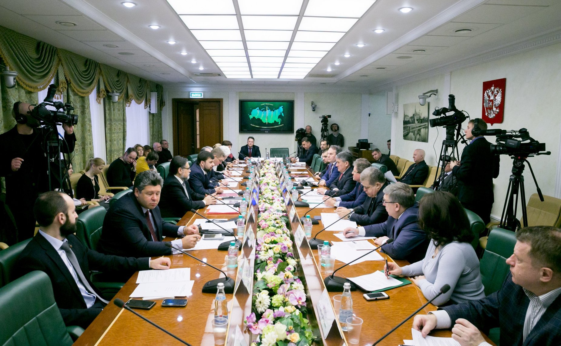 Заседание Комитета общественной поддержки жителей Юго-Востока Украины