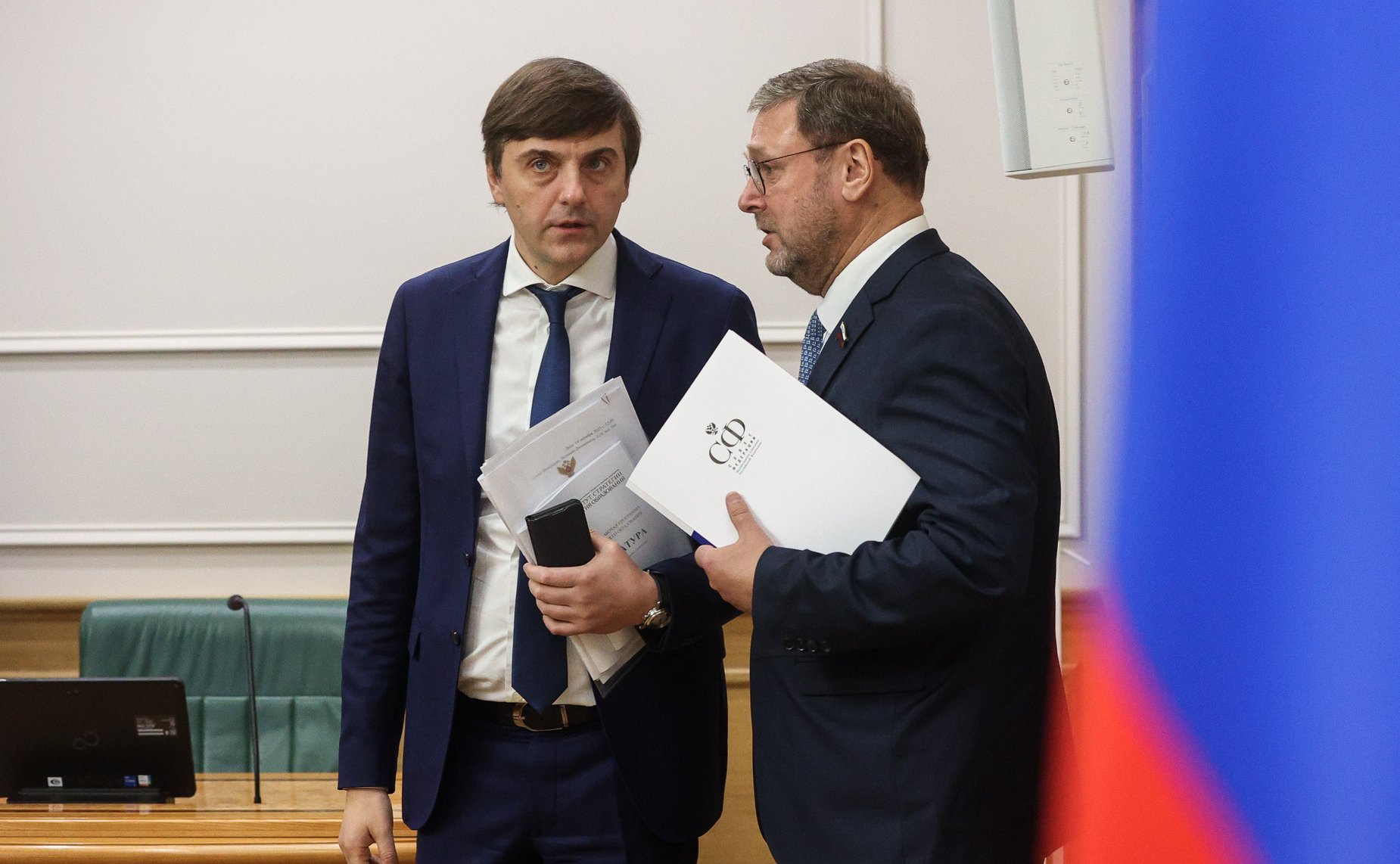 Парламентские слушания на тему «Государственная политика в сфере сохранения, защиты и развития русского языка: состояние, проблемы и пути решения»