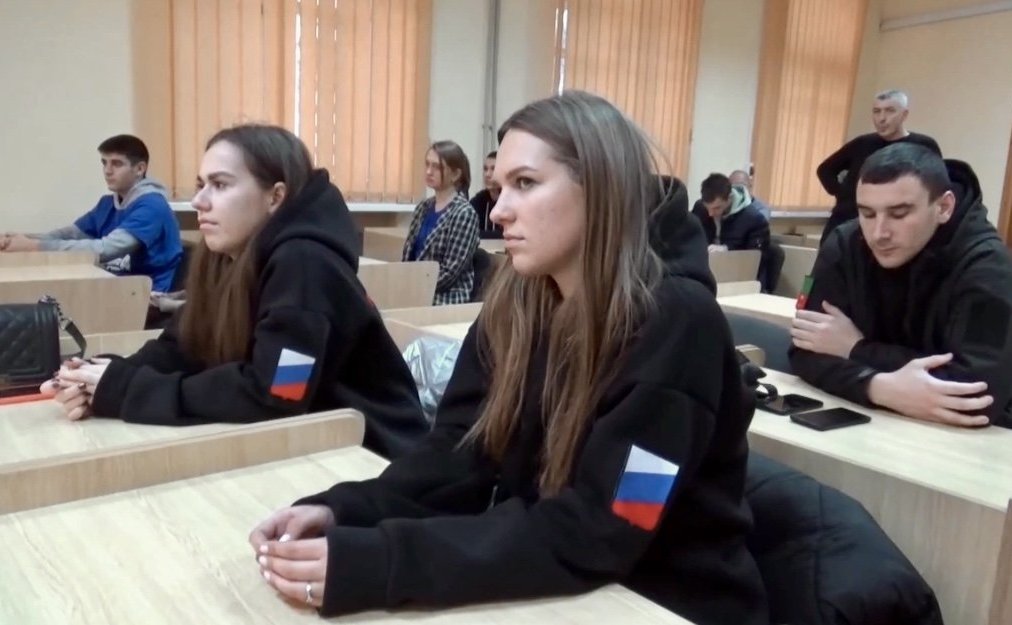 Александр Русаков принял участие в круглом столе, посвященном реализации инициатив в рамках проекта «Путь к единству»