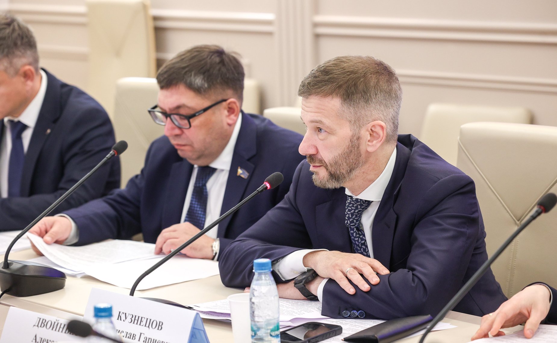 Встреча председателя Комитета СФ по аграрно-продовольственной политике и природопользованию Александра Двойных с Губернатором Чукотского автономного округа Владиславом Кузнецовым