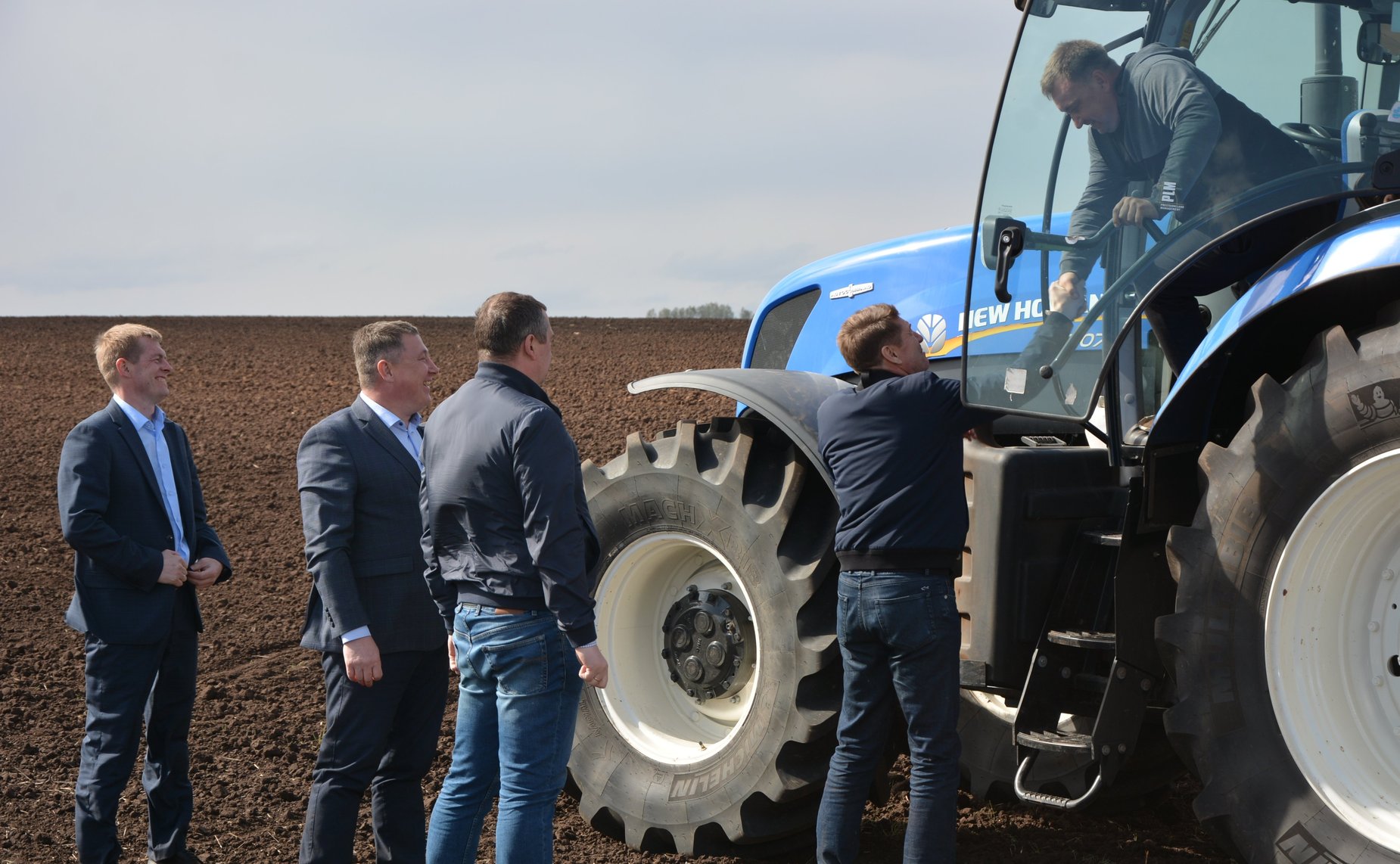 В Оренбуржье начались весенне-полевые работы