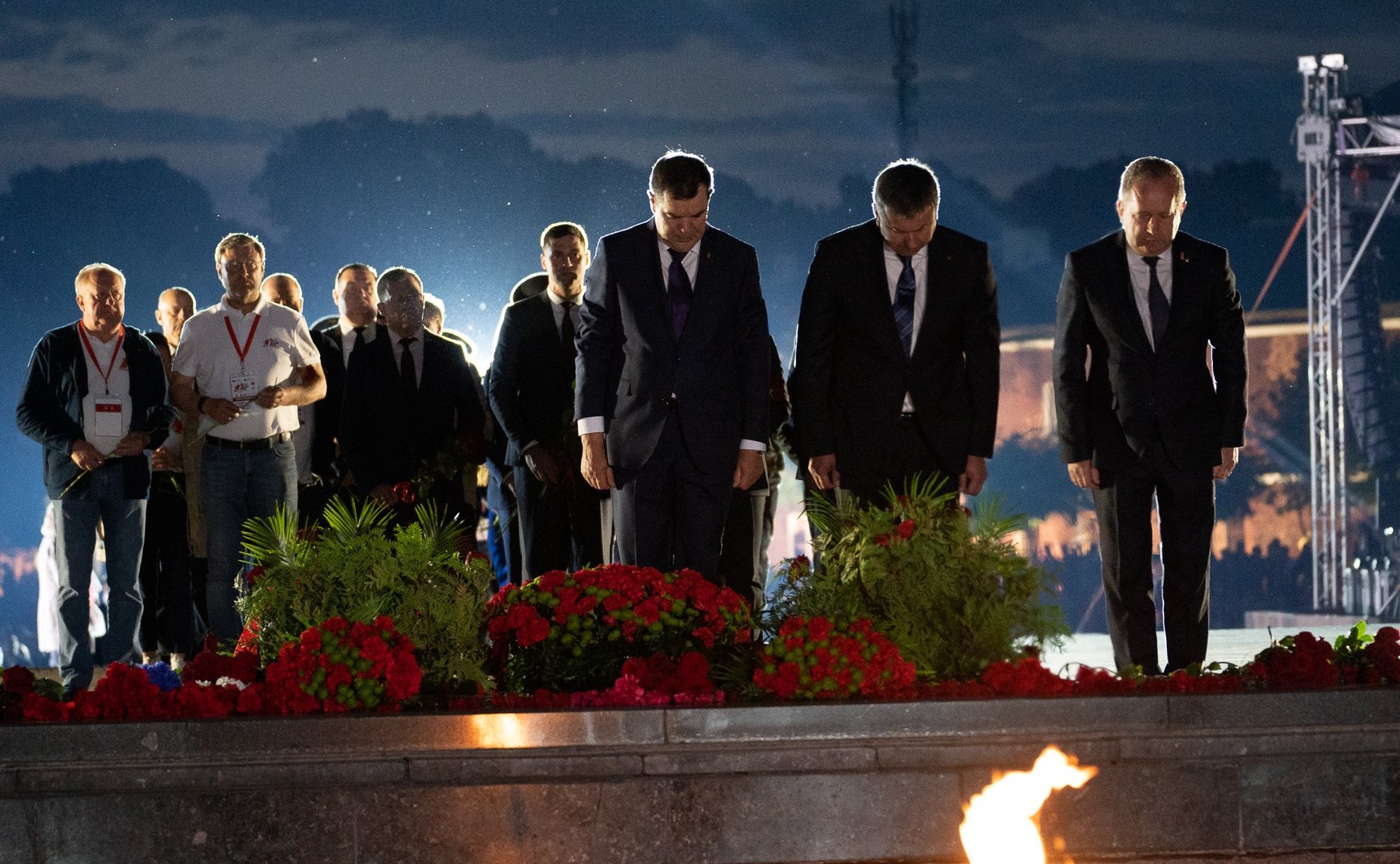 Ночной митинг-реквием «Памяти павших будьте достойны»