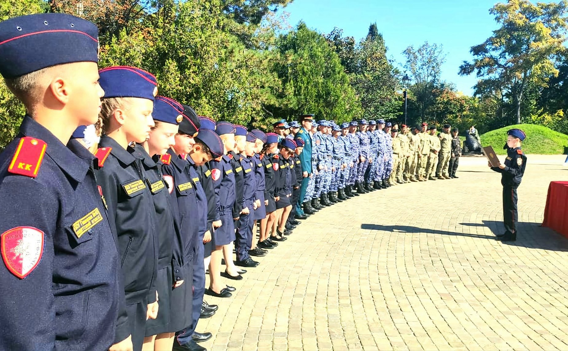 Сергей Колбин принял участие в церемонии принятия присяги кадетами Росгвардии