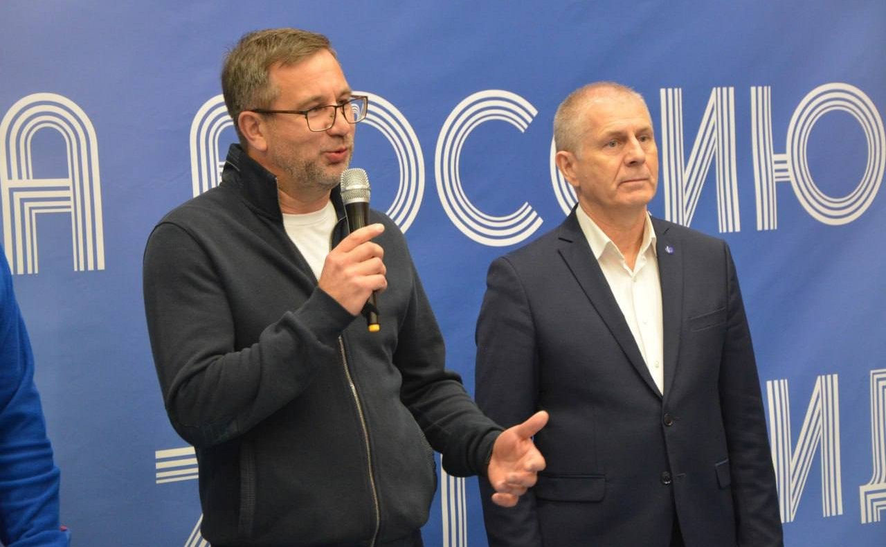Николай Владимиров помогает оборудовать залы самбо в Чувашии