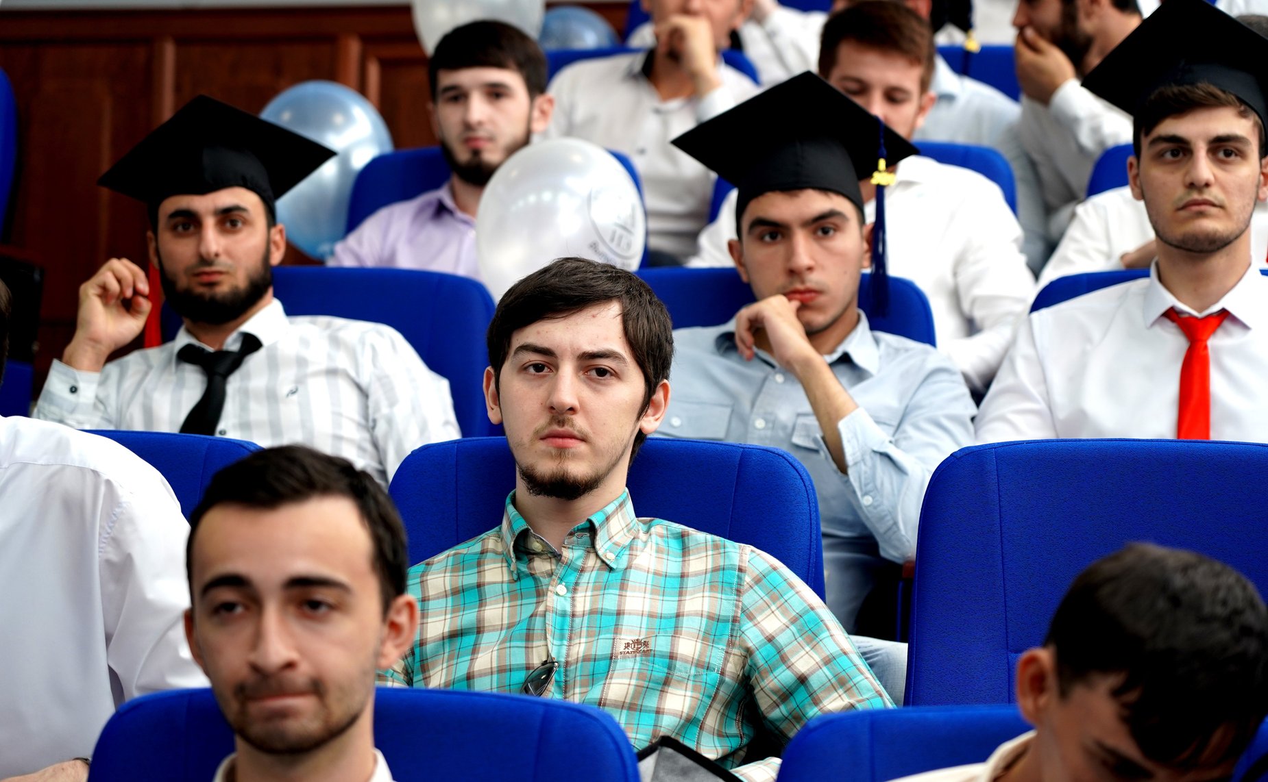 Студенты и преподаватели Грозненского государственного нефтяного технического университета (ГГНТУ) им. академика М.Д. Миллионщикова