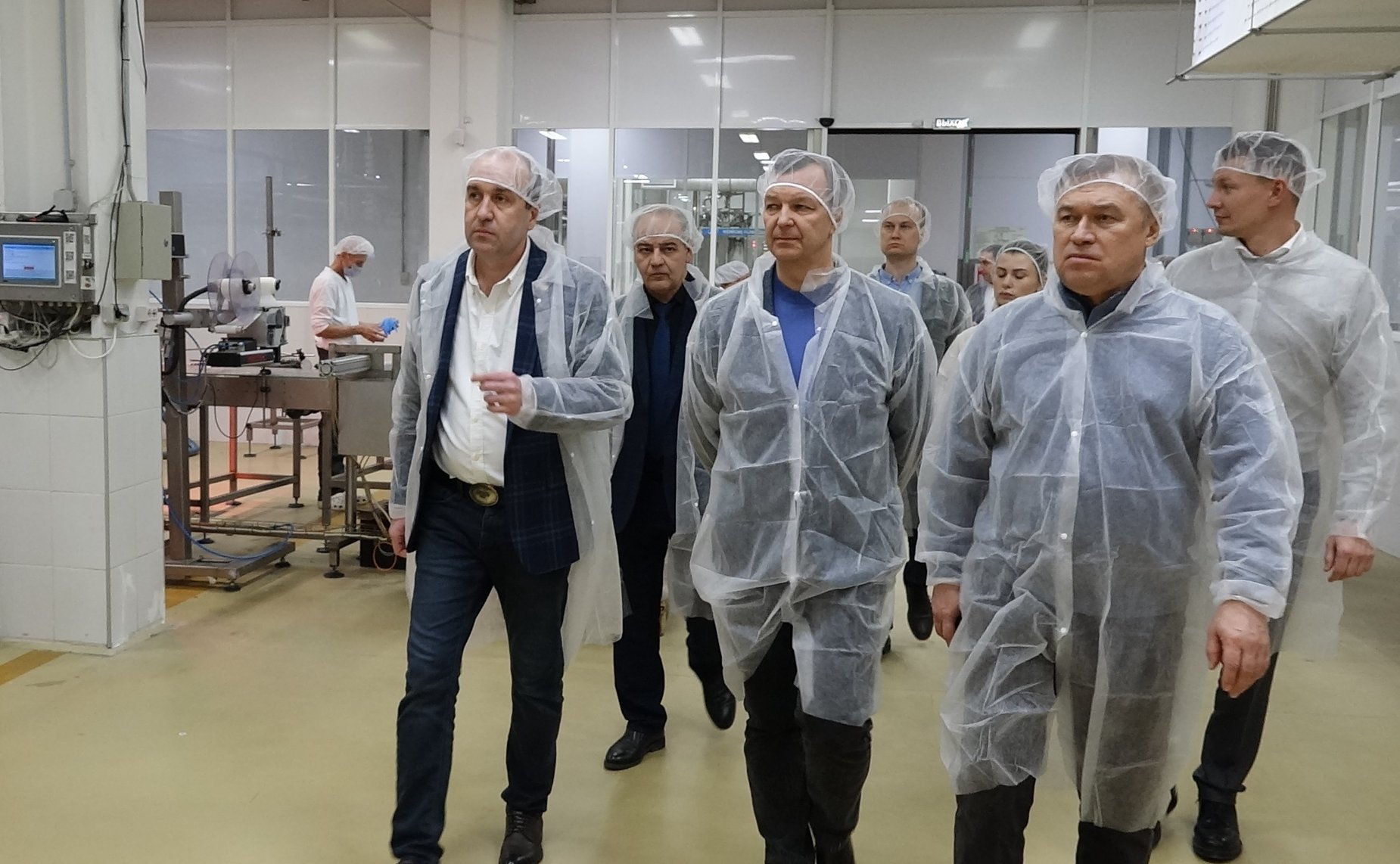 Первый заместитель Председателя СФ Андрей Яцкин и председатель Комитета СФ по аграрно-продовольственной политике и природопользованию Александр Двойных в ходе поездки в Ростовскую область посетили ряд сельскохозяйственных предприятий