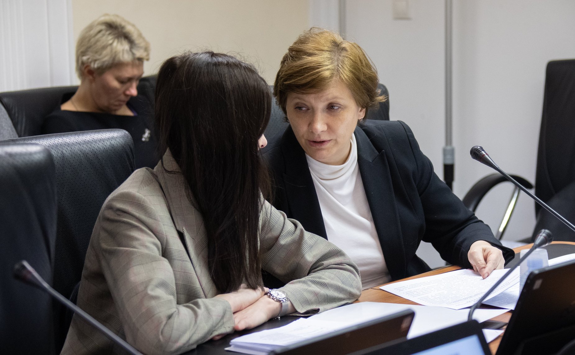 «Круглый стол» на тему «Конституционные аспекты защиты прав участников трудовых отношений в условиях глобальной информатизации»