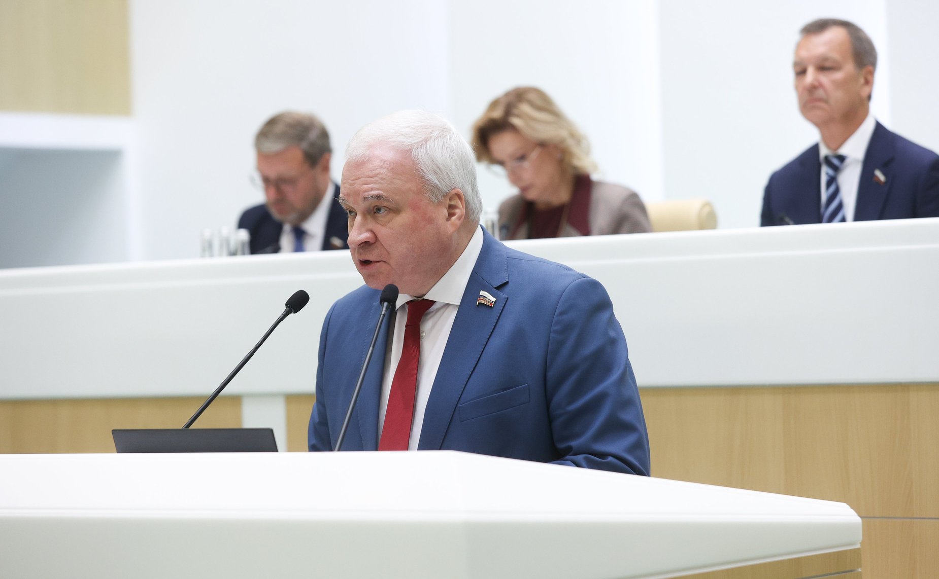 Андрей Денисов