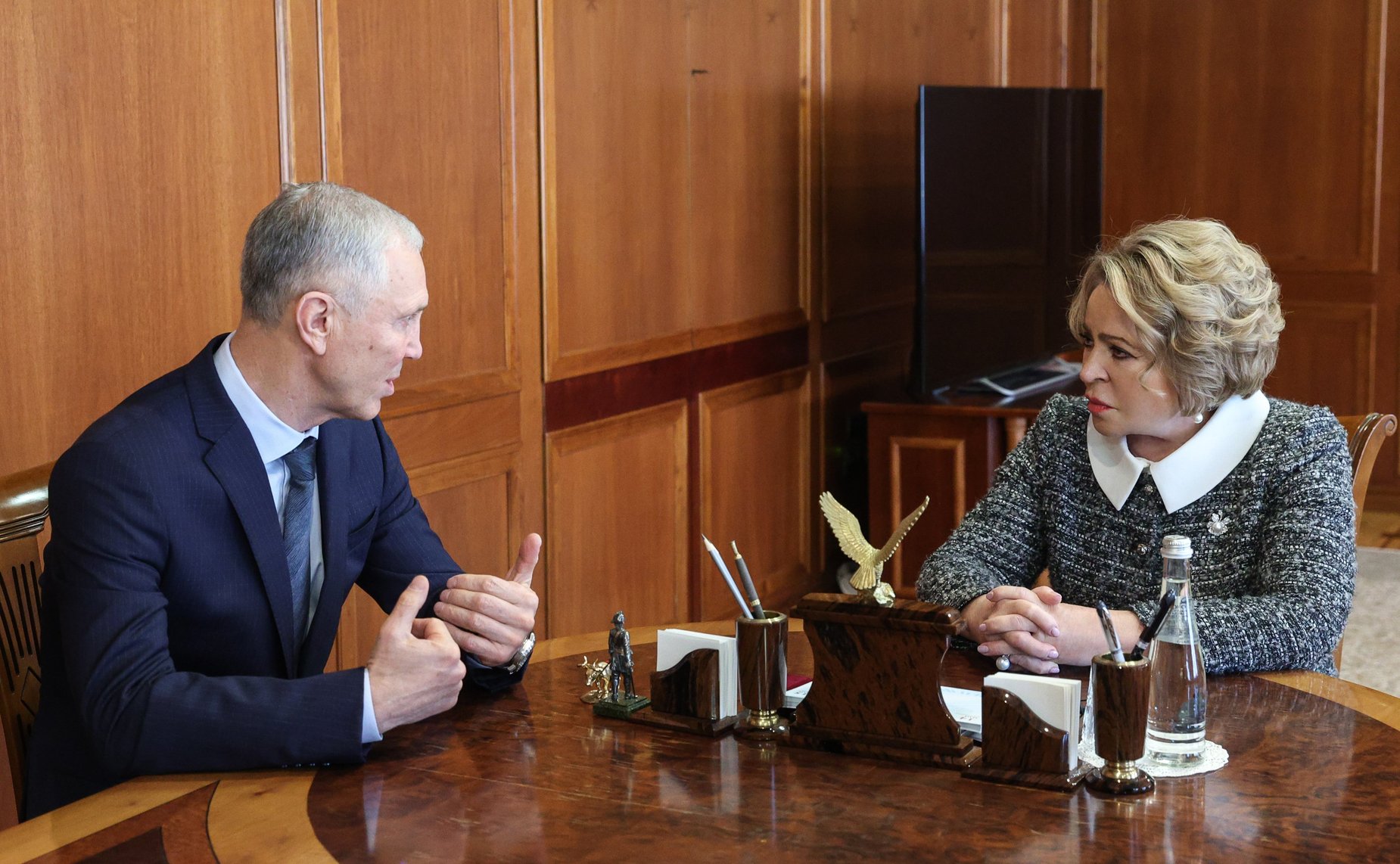 Валентина Матвиенко провела встречу с врио губернатора Херсонской области Владимиром Сальдо