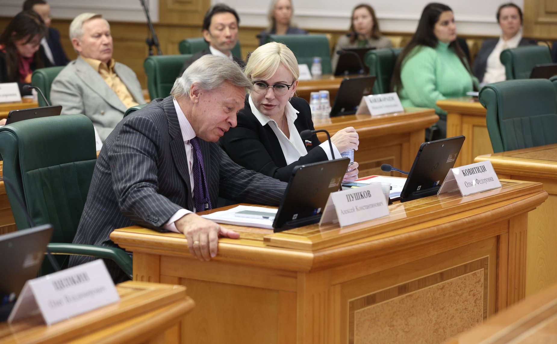 Заседание Комитета СФ по конституционному законодательству и государственному строительству