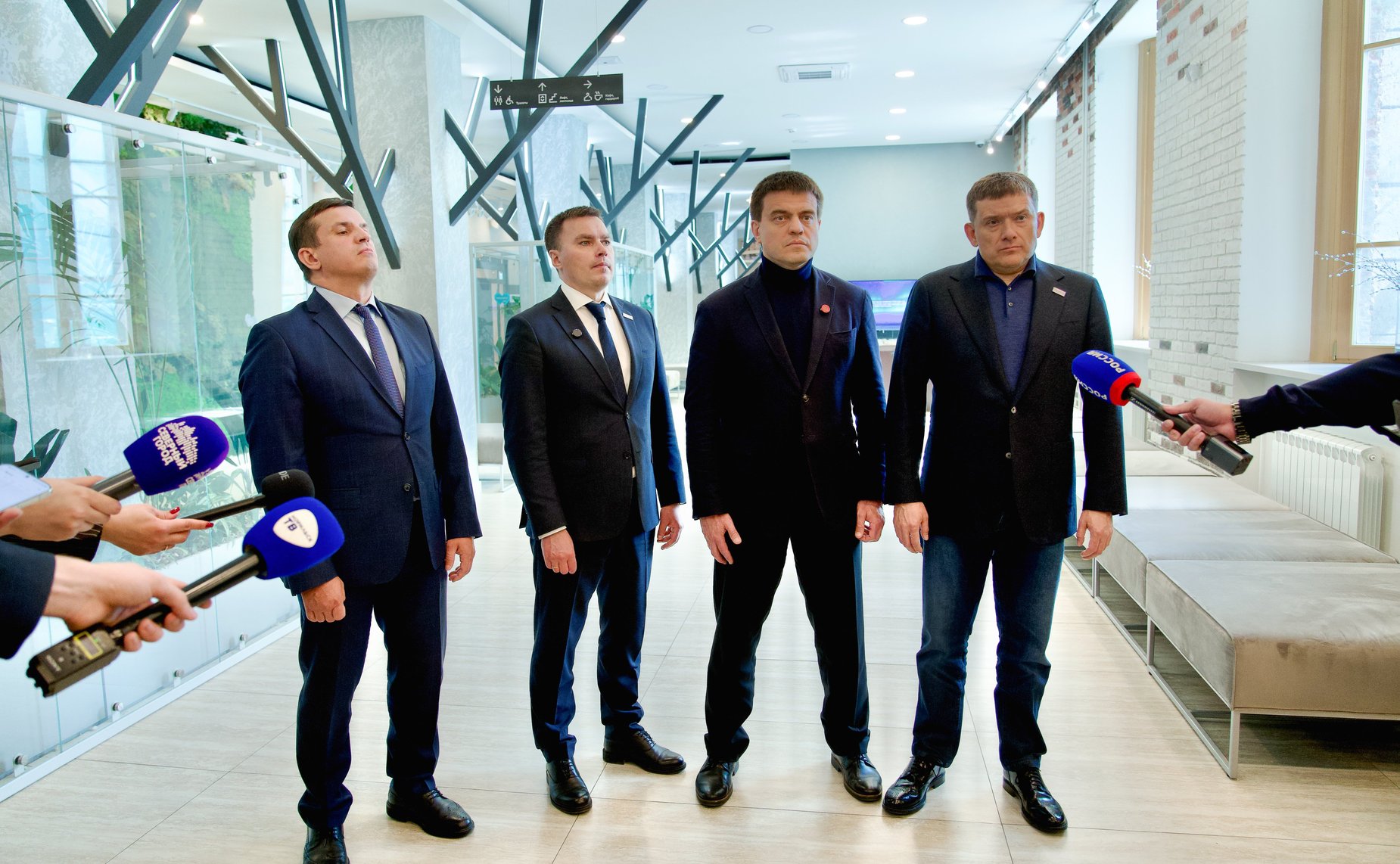 Николай Журавлёв и Инна Святенко посетили город Норильск с рабочей поездкой, посвященной мониторингу реализации Комплексного плана социально-экономического развития города до 2035 года