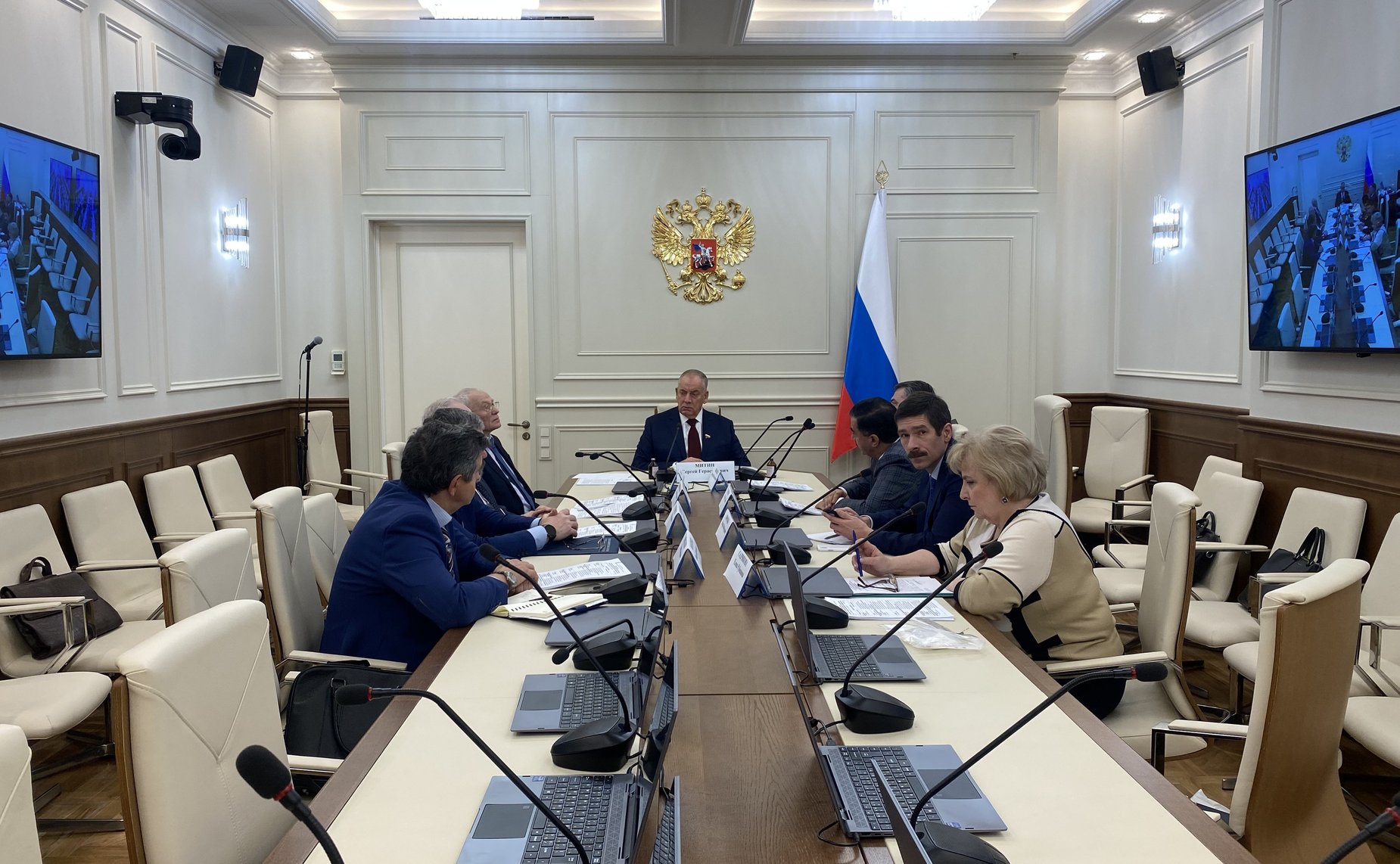 Сергей Митин провёл совещание по вопросу реализации мер государственной поддержки в отношении внедрения в производство технологии получения биоаналога лактоферрина человека