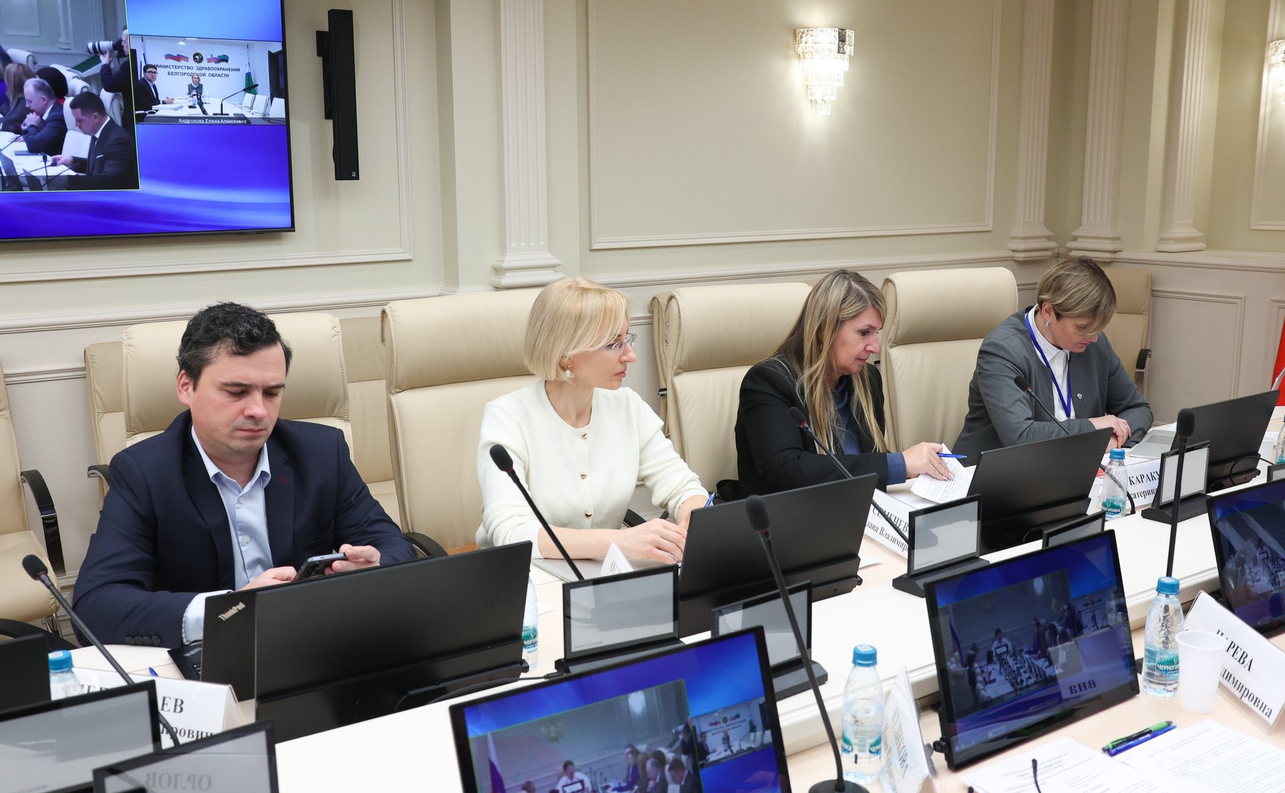 Совещание Комитета Совета Федерации по социальной политике «По отдельным вопросам охраны здоровья граждан»