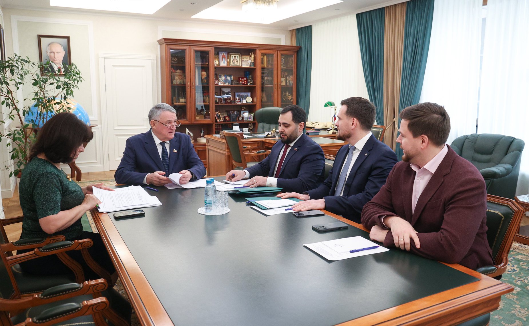 Совещание заместителя Председателя СФ Юрия Воробьева в рамках работы Межпарламентской комиссии по сотрудничеству между Федеральным Собранием РФ и Национальным Собранием Республики Армения