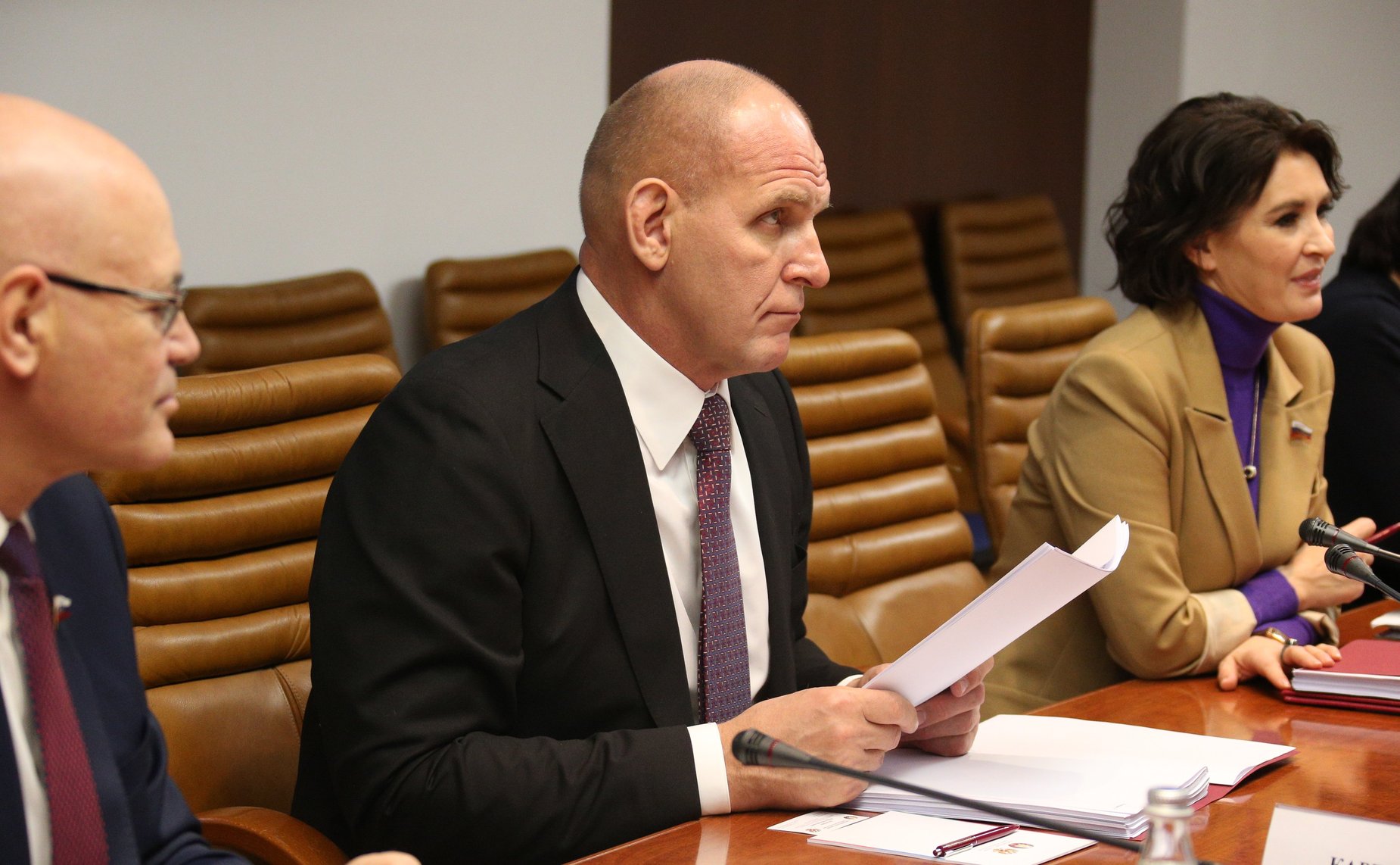 Александр Карелин