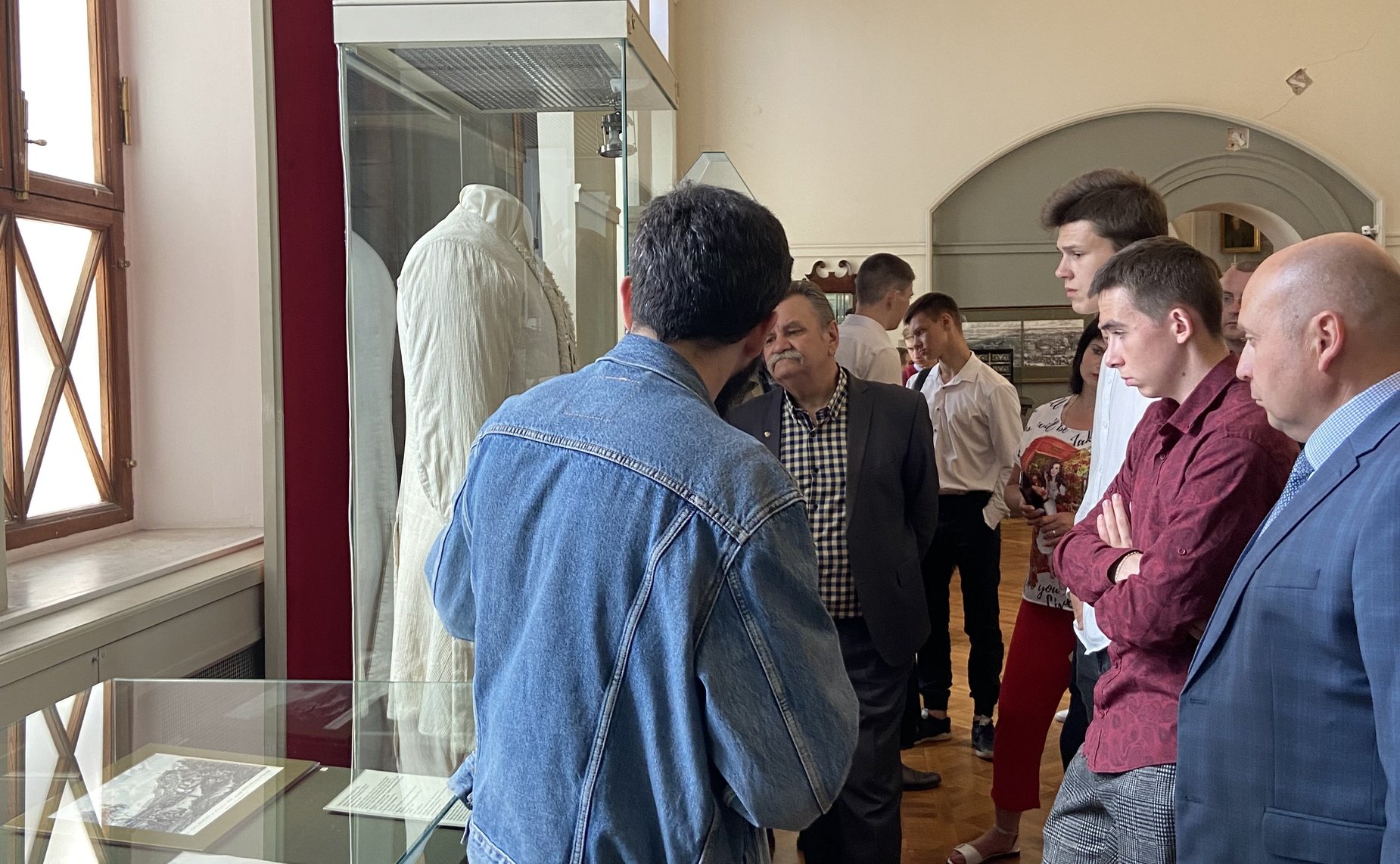 Оксана Хлякина организовала для детей поездку в Совет Федерации