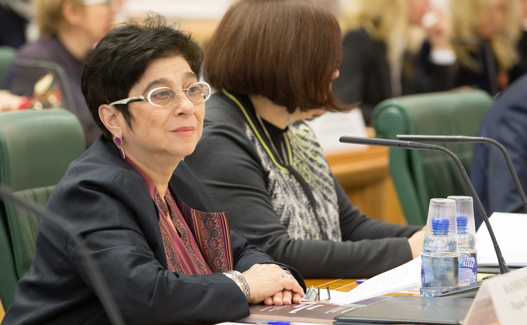 Парламентские слушания на тему «Совершенствование семейного законодательства в целях защиты семьи и традиционных семейных ценностей»