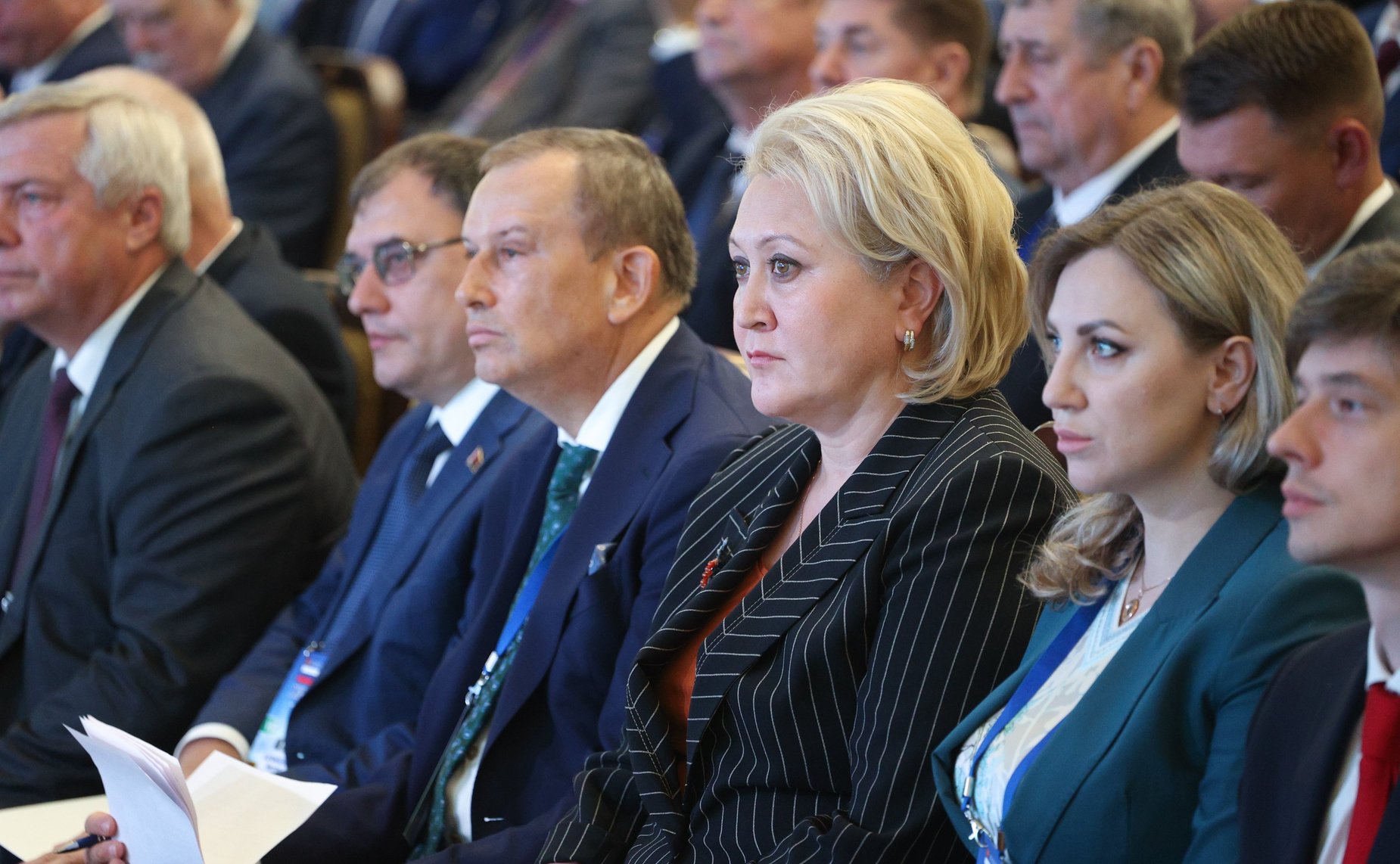 Пленарное заседание ХI Форума регионов Беларуси и России