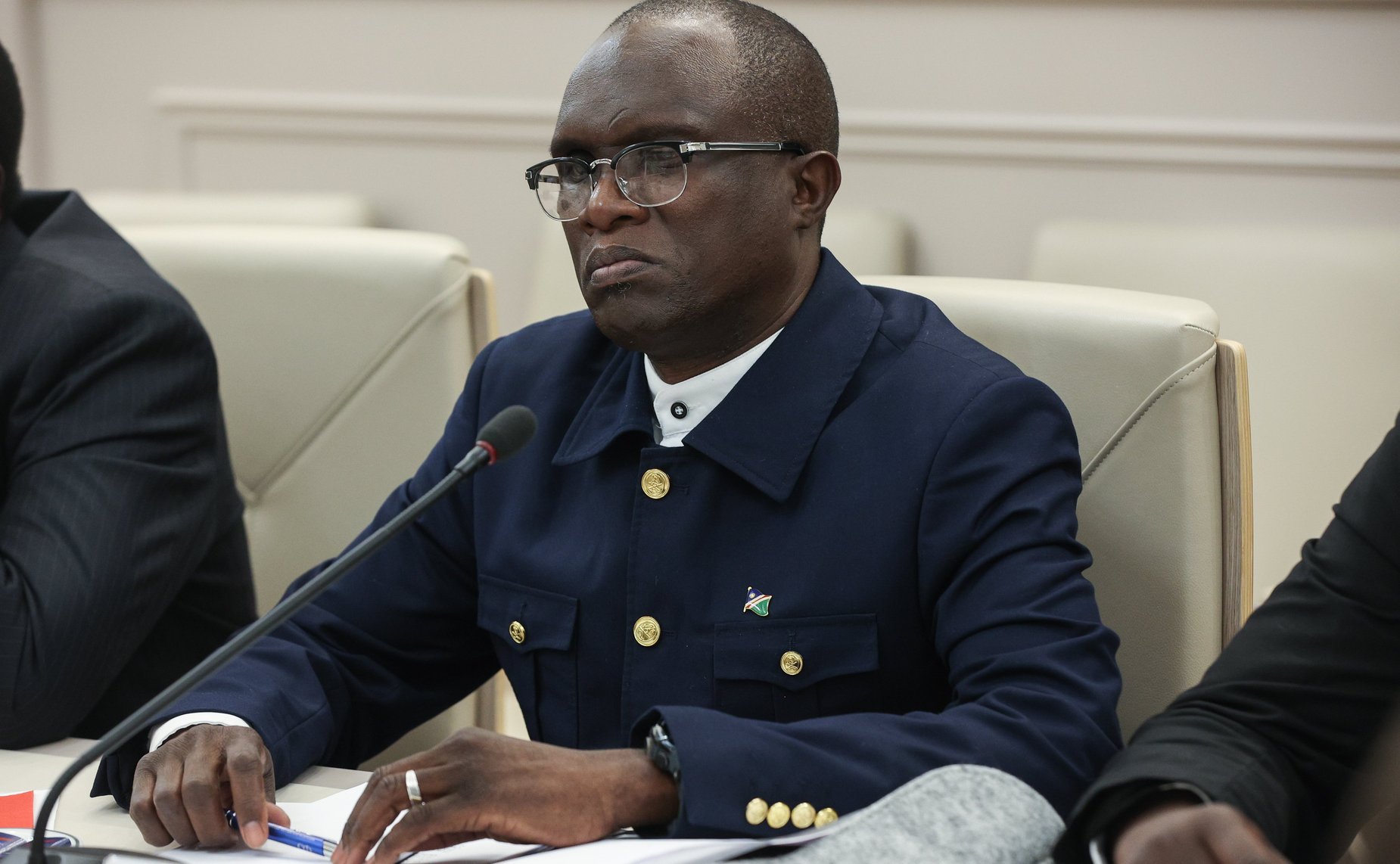 Встреча первого заместителя председателя Комитета СФ по бюджету и финансовым рынкам Николая Любимова с делегацией Национального совета Республики Намибии