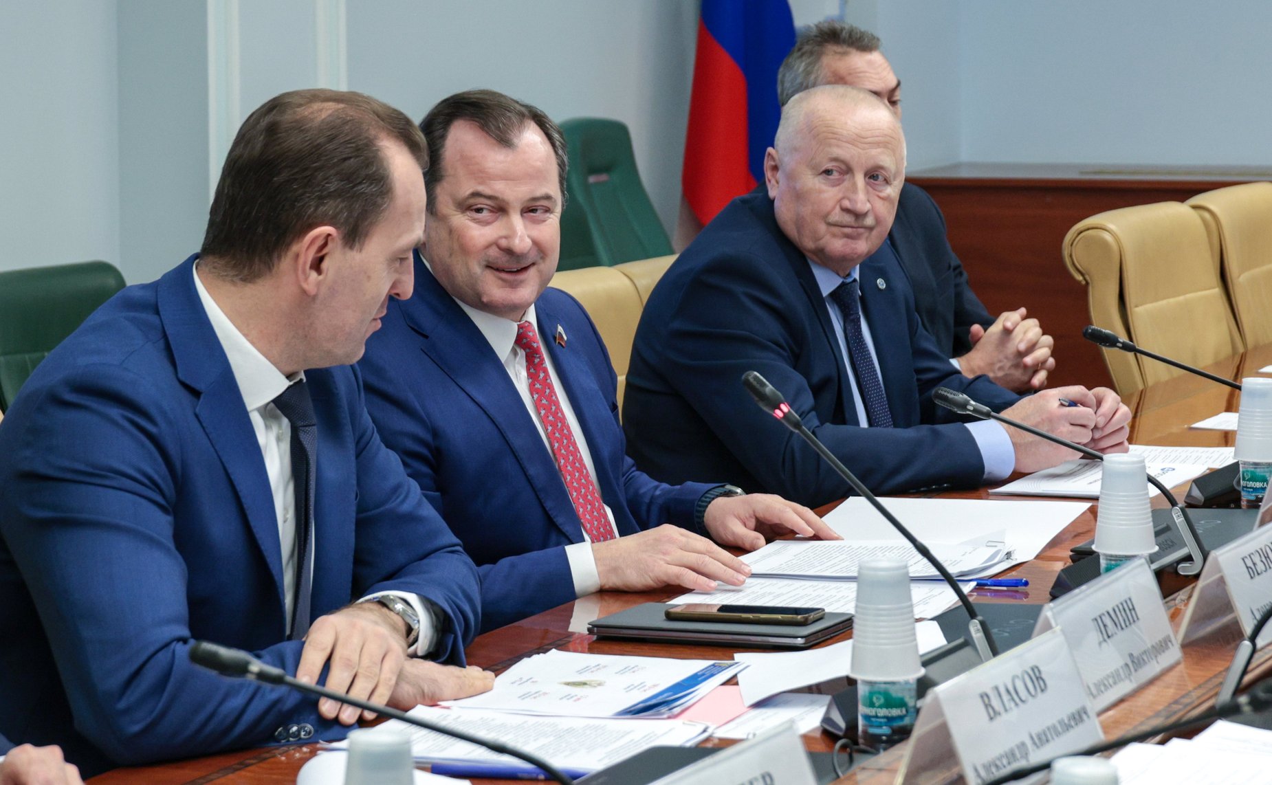 Круглый стол Комитета Совета Федерации по экономической политике «О совершенствовании законодательной базы обеспечения промышленной безопасности»