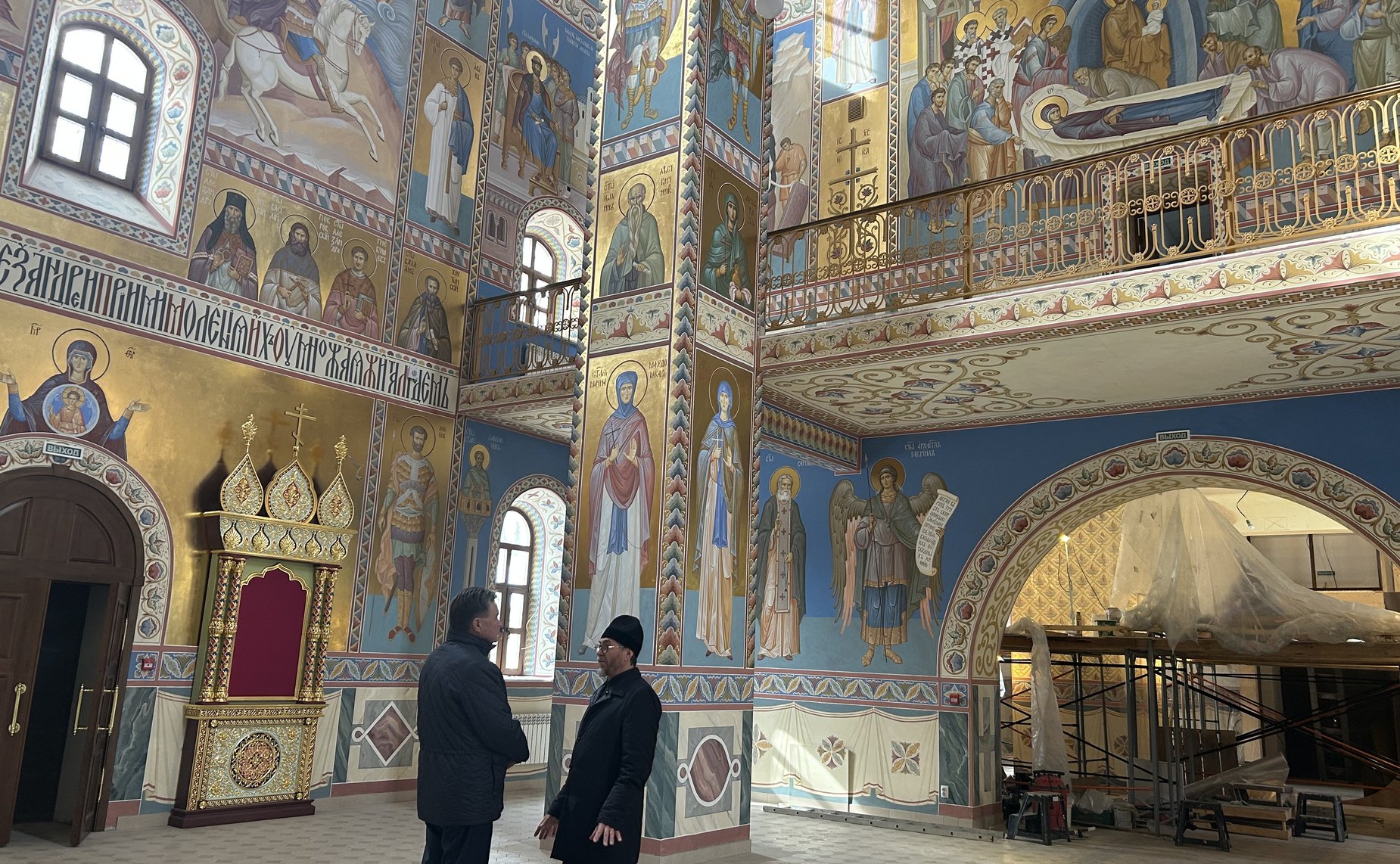 Сергей Рябухин в ходе рабочей поездки обсудил благоустройство строящегося храма